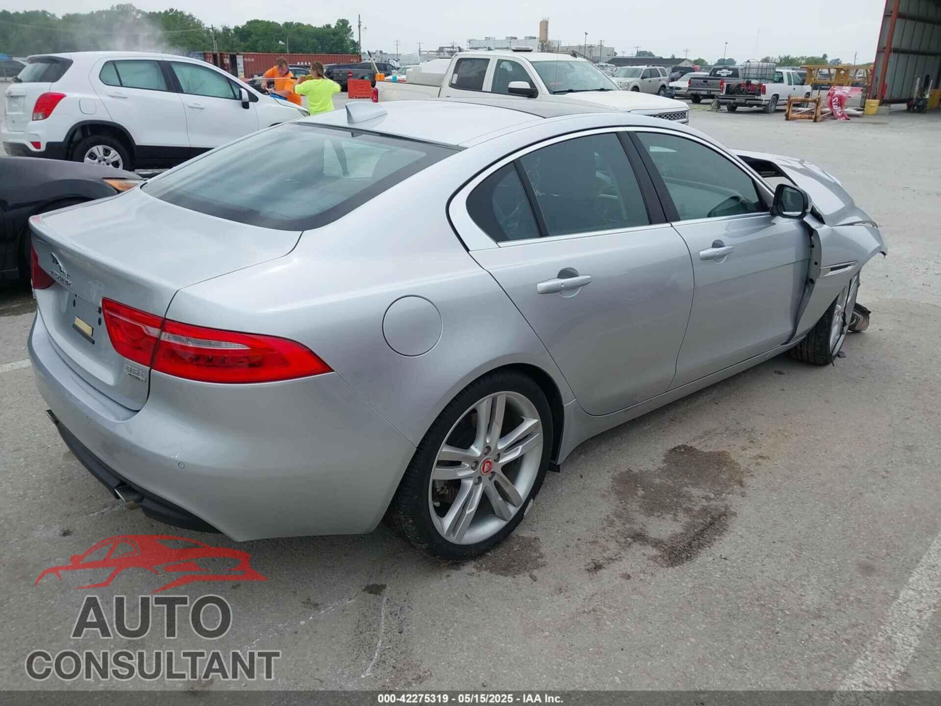 JAGUAR XE 2017 - SAJAK4BV2HA963732