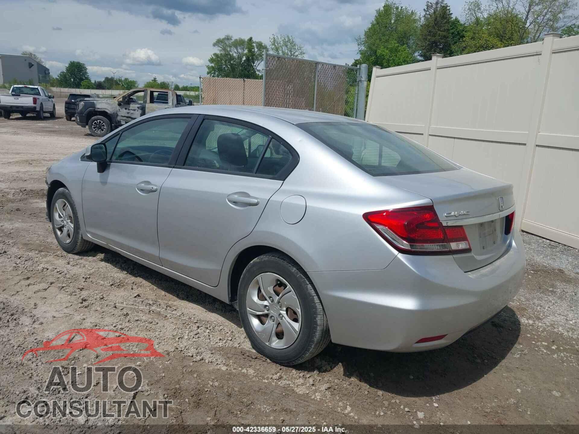 HONDA CIVIC 2013 - 19XFB2F55DE049601