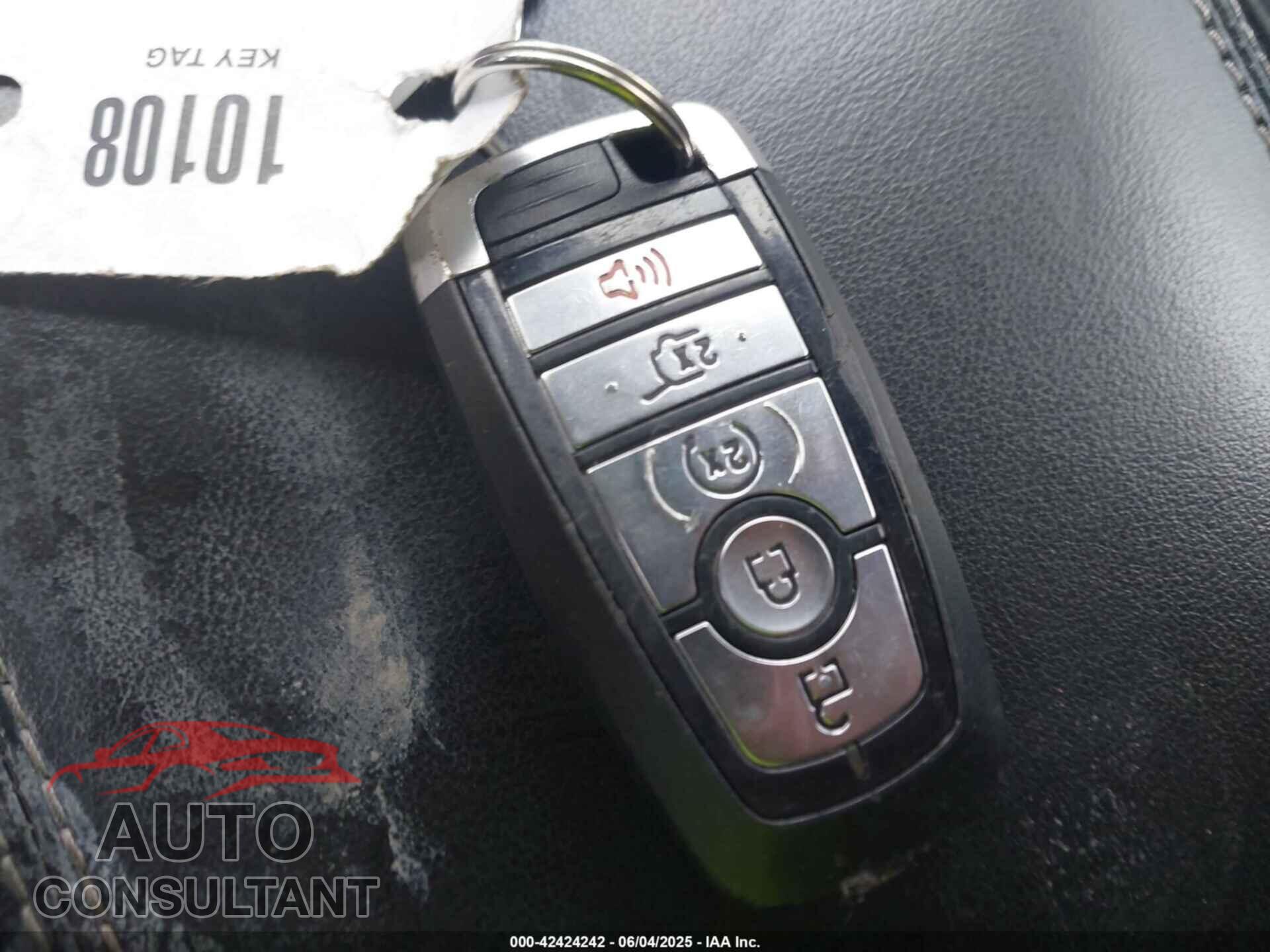 FORD EXPLORER 2020 - 1FMSK7DH6LGB00865