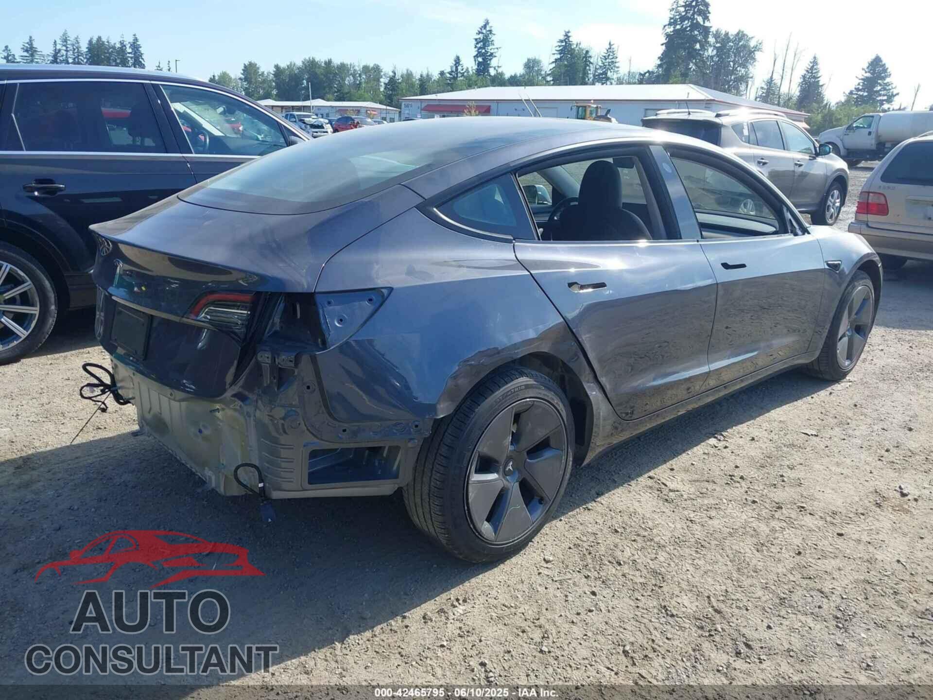 TESLA MODEL 3 2023 - 5YJ3E1EA5PF656325