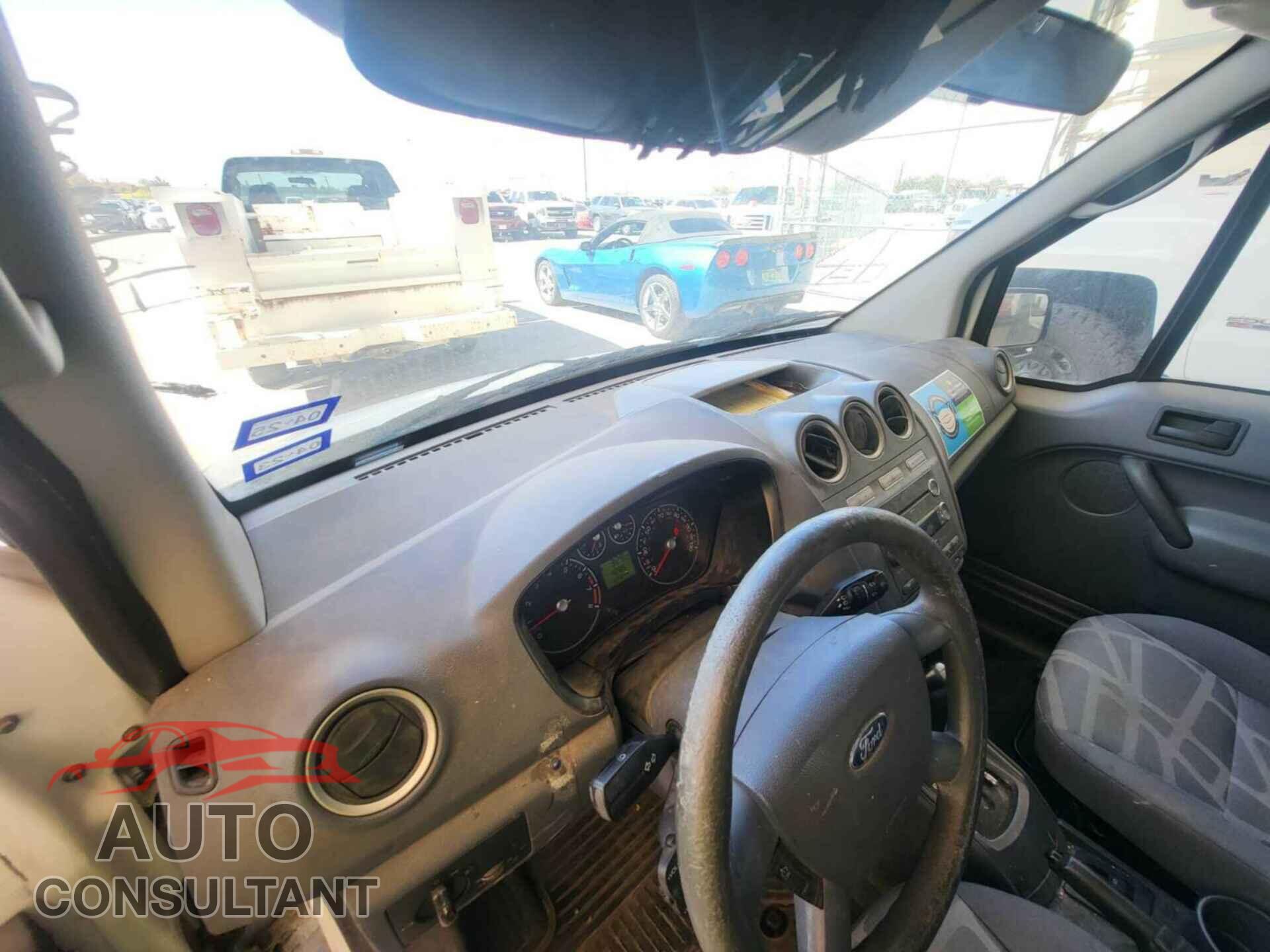FORD TRANSIT CONNECT 2013 - NM0LS7DN1DT137049