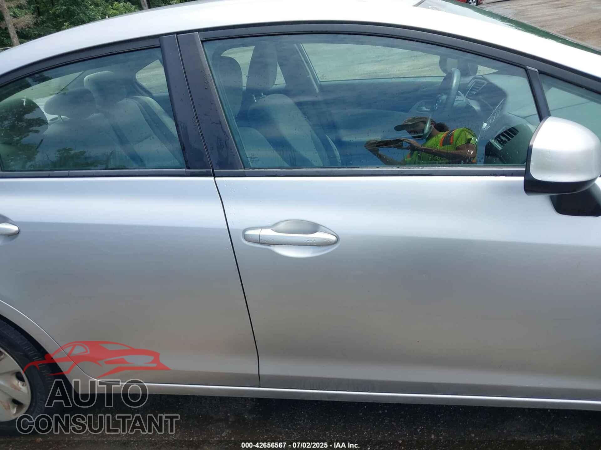 HONDA CIVIC 2013 - 2HGFB2F55DH501150