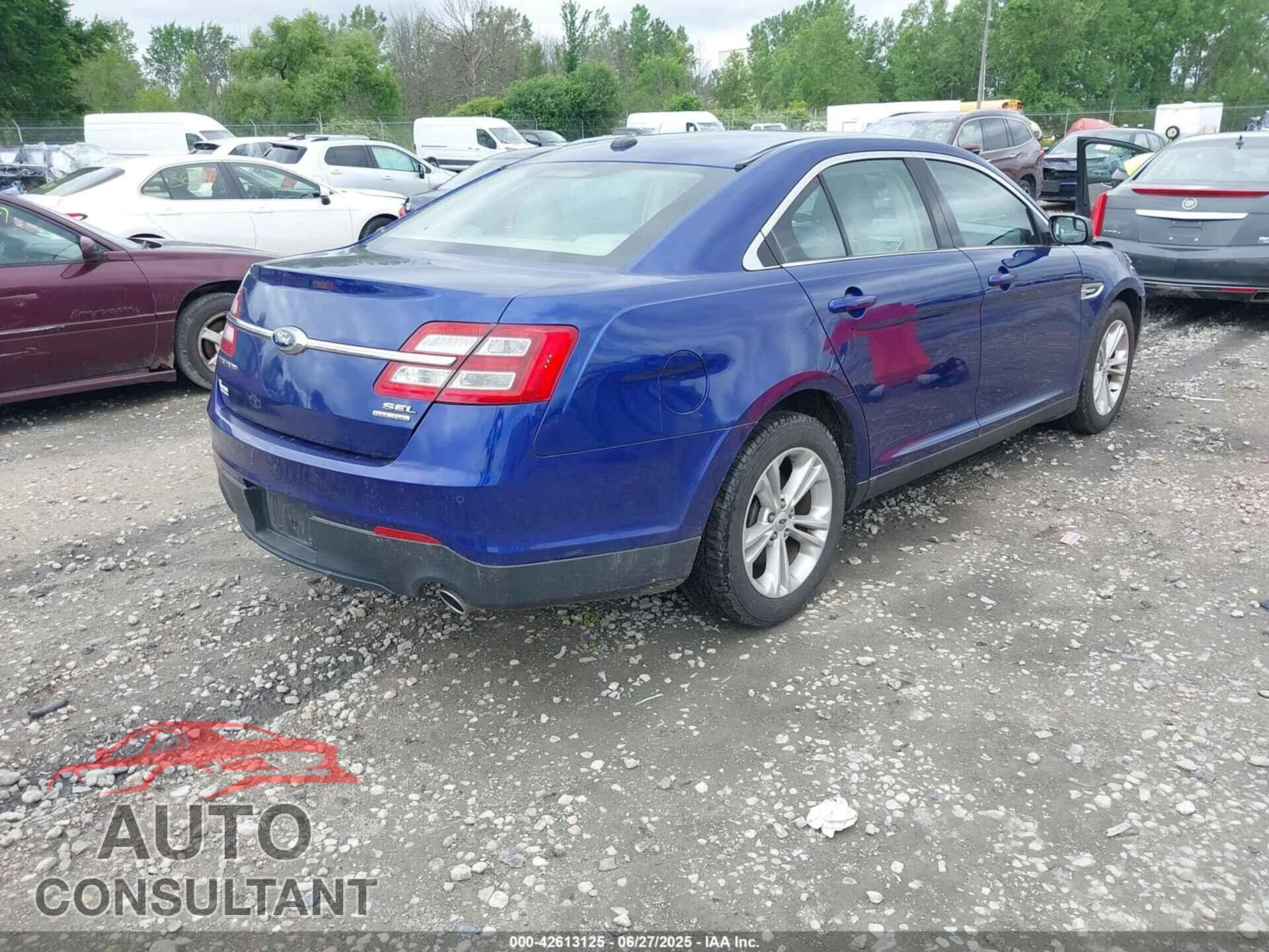 FORD TAURUS 2015 - 1FAHP2E85FG117913