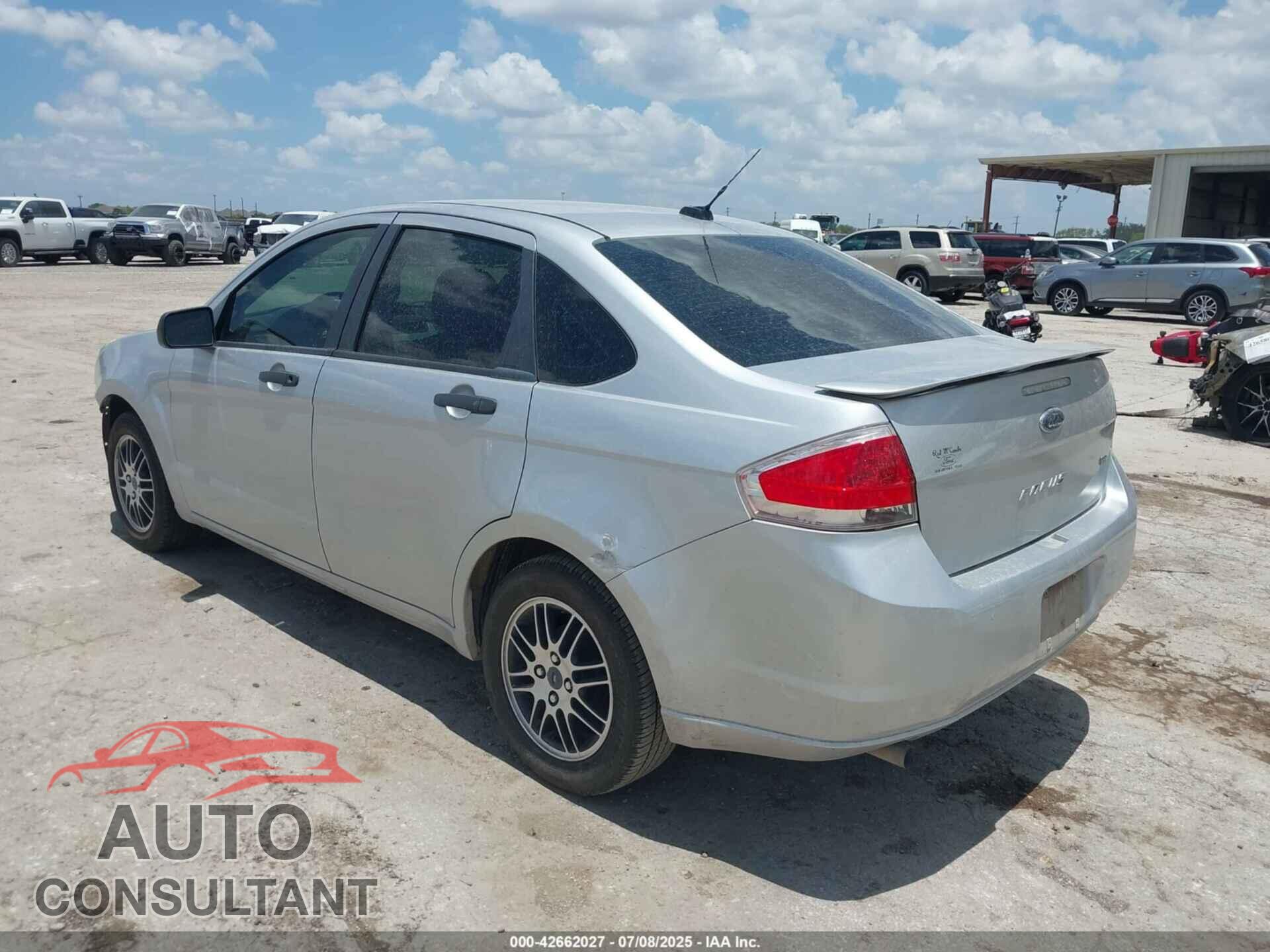 FORD FOCUS 2010 - 1FAHP3FN7AW139050