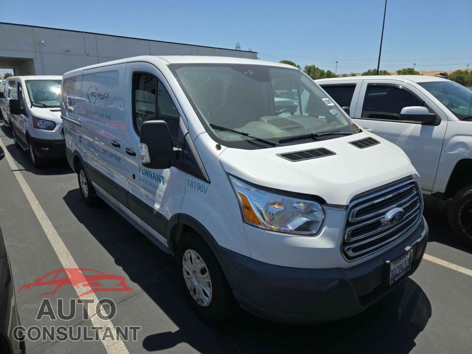 FORD TRANSIT-150 2018 - 1FTYE1YM9JKB52270