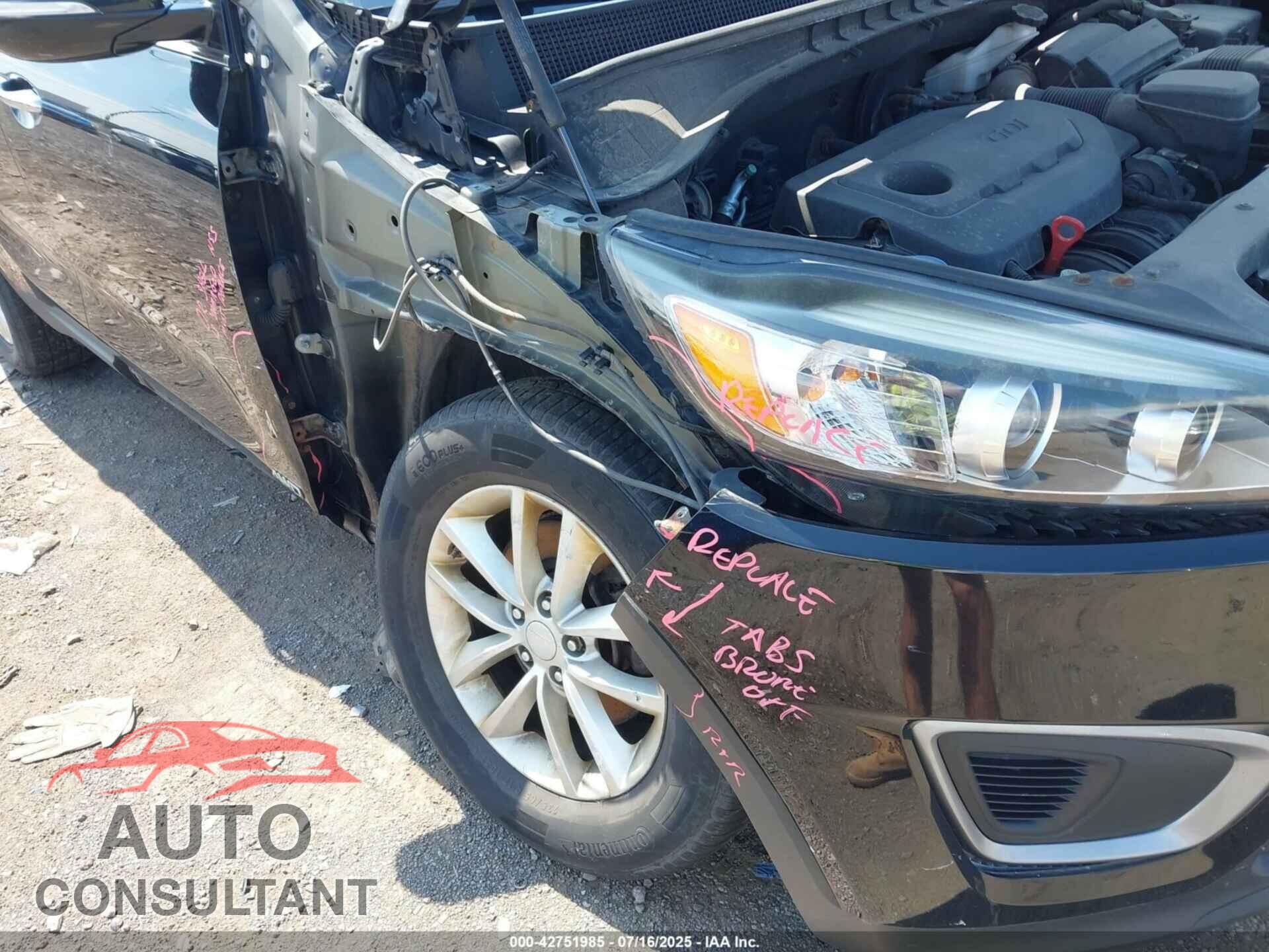 KIA SORENTO 2016 - 5XYPGDA37GG049761