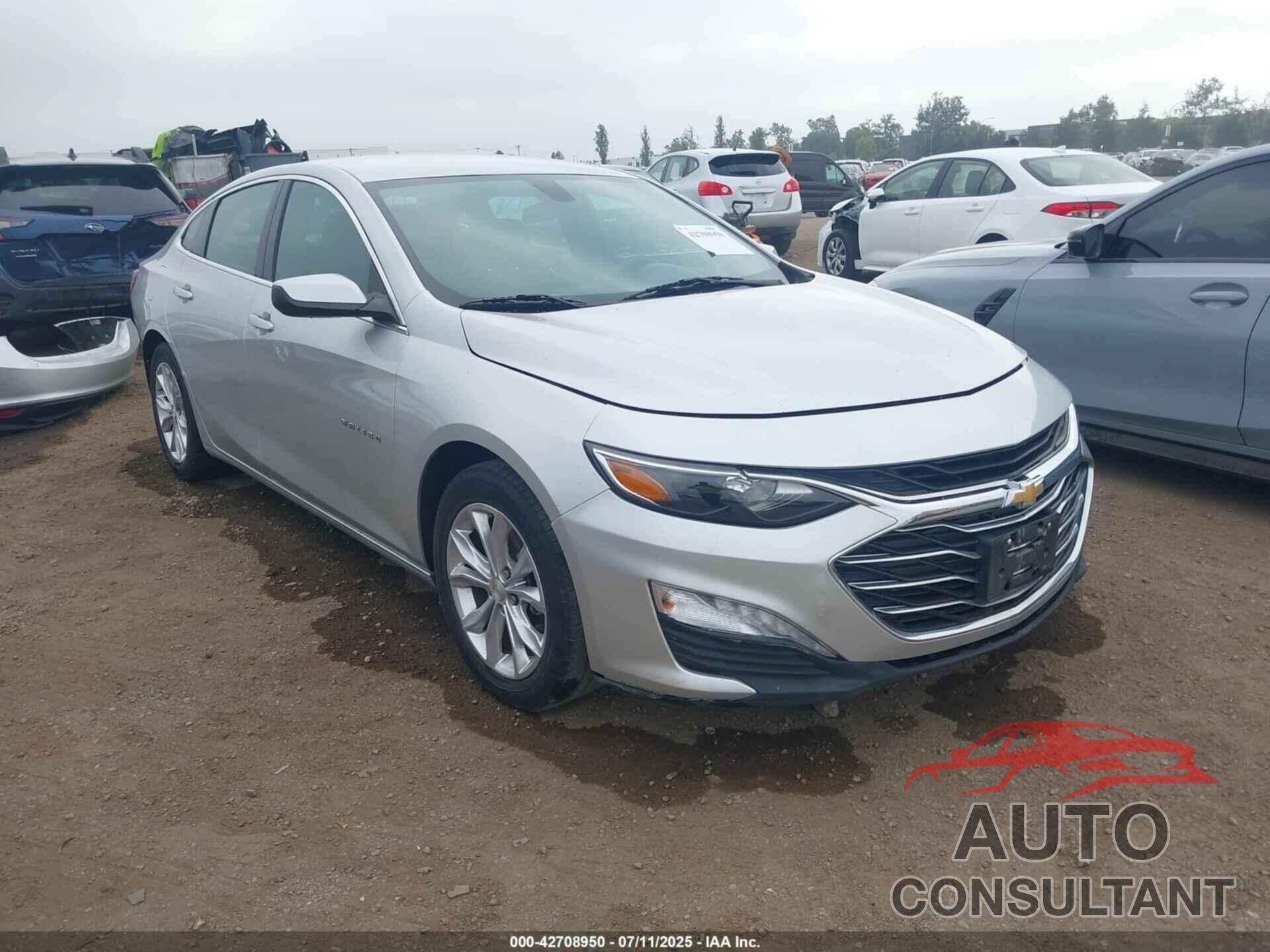 CHEVROLET MALIBU 2021 - 1G1ZD5ST0MF062610