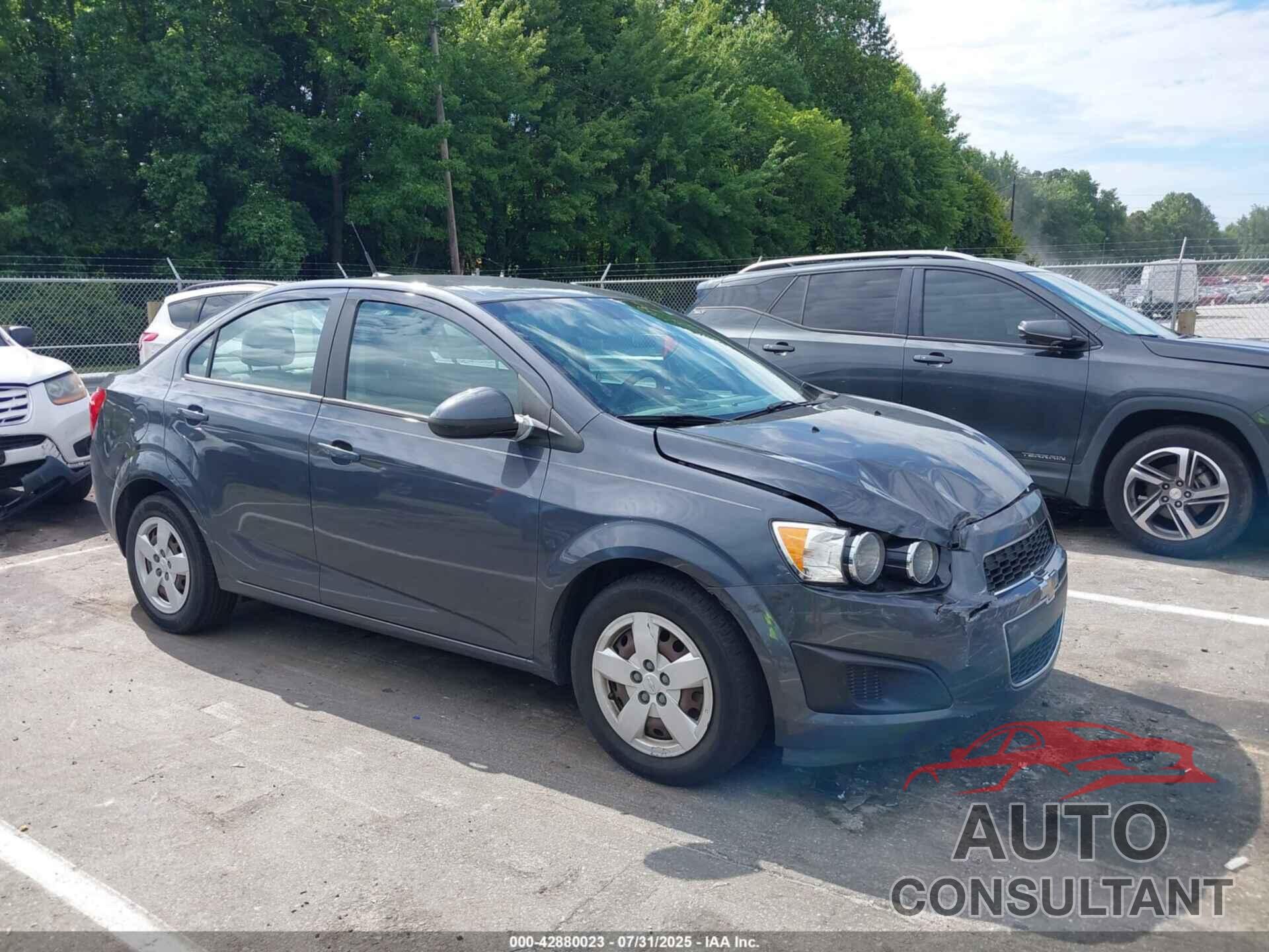 CHEVROLET SONIC 2013 - 1G1JA5SH5D4132230