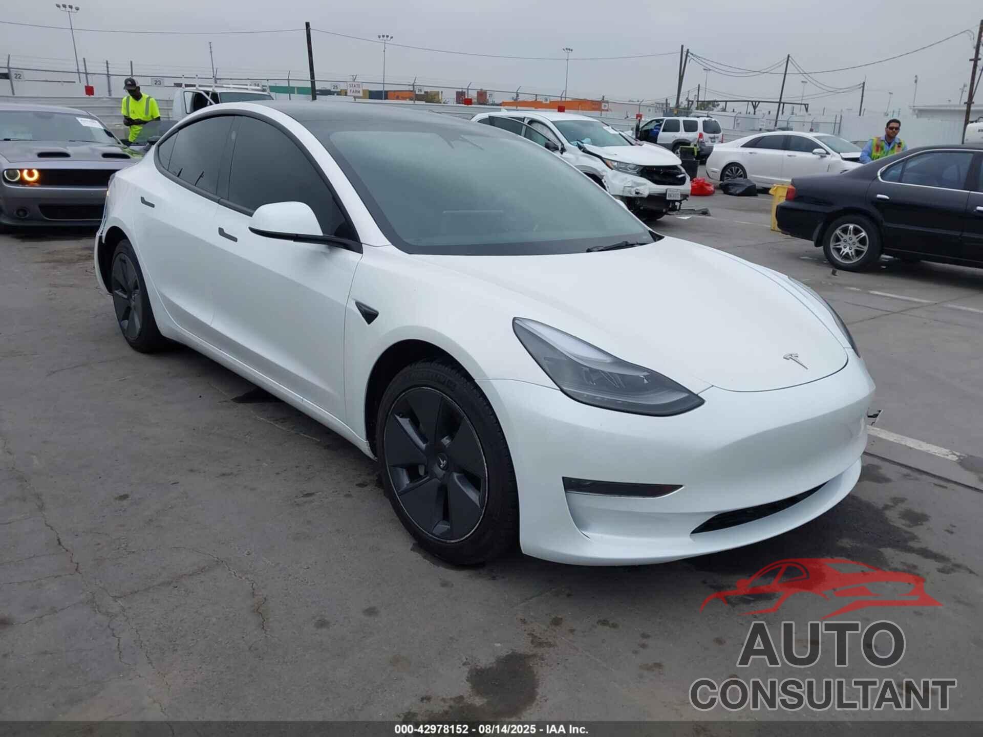 TESLA MODEL 3 2023 - 5YJ3E1EA8PF578283