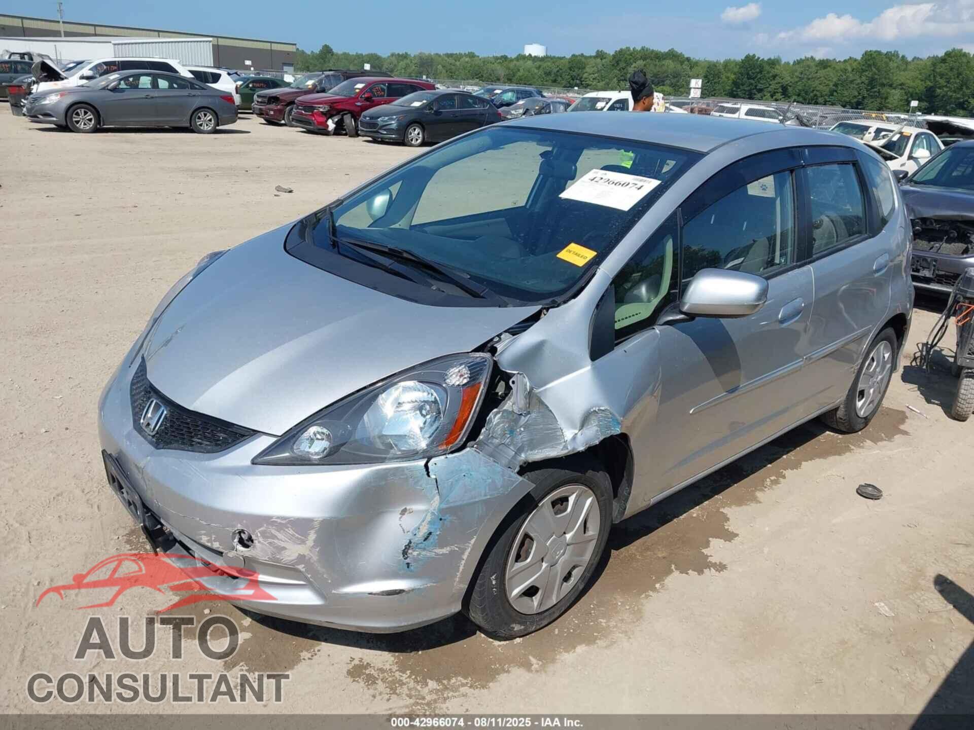 HONDA FIT 2012 - JHMGE8H38CC025341