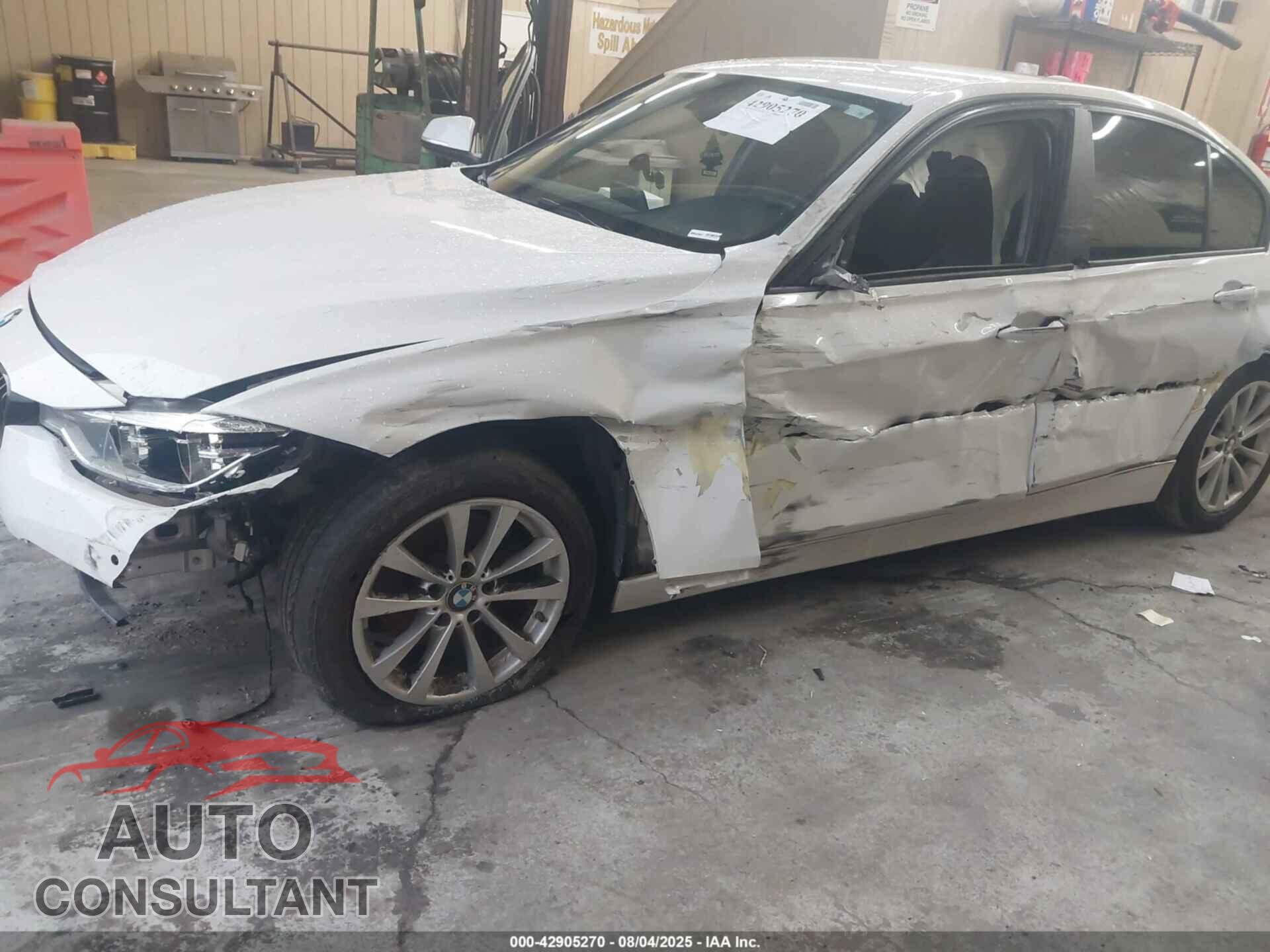 BMW 320 2018 - WBA8E1G58JNU92628