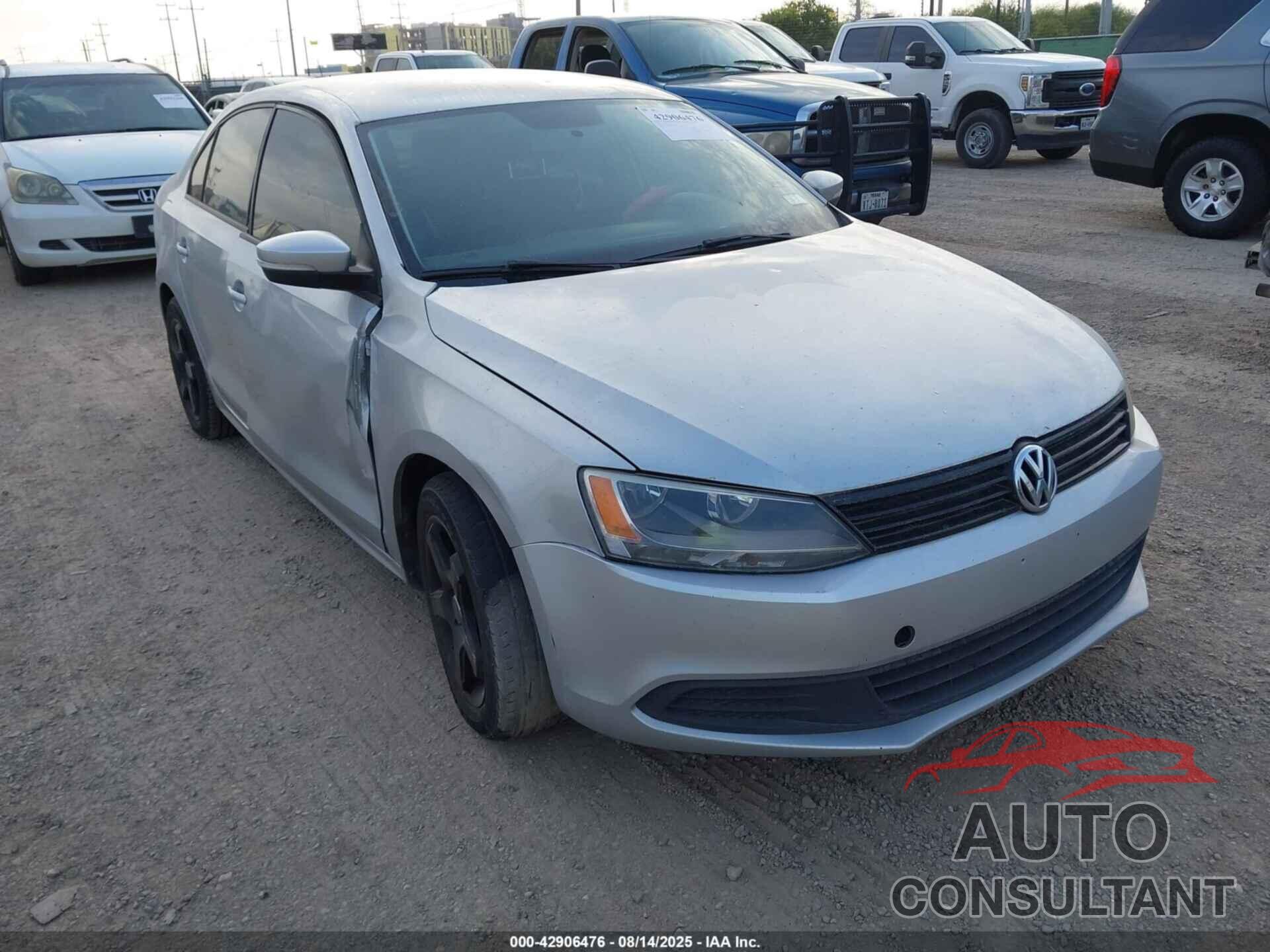VOLKSWAGEN JETTA 2014 - 3VWD17AJ9EM244939