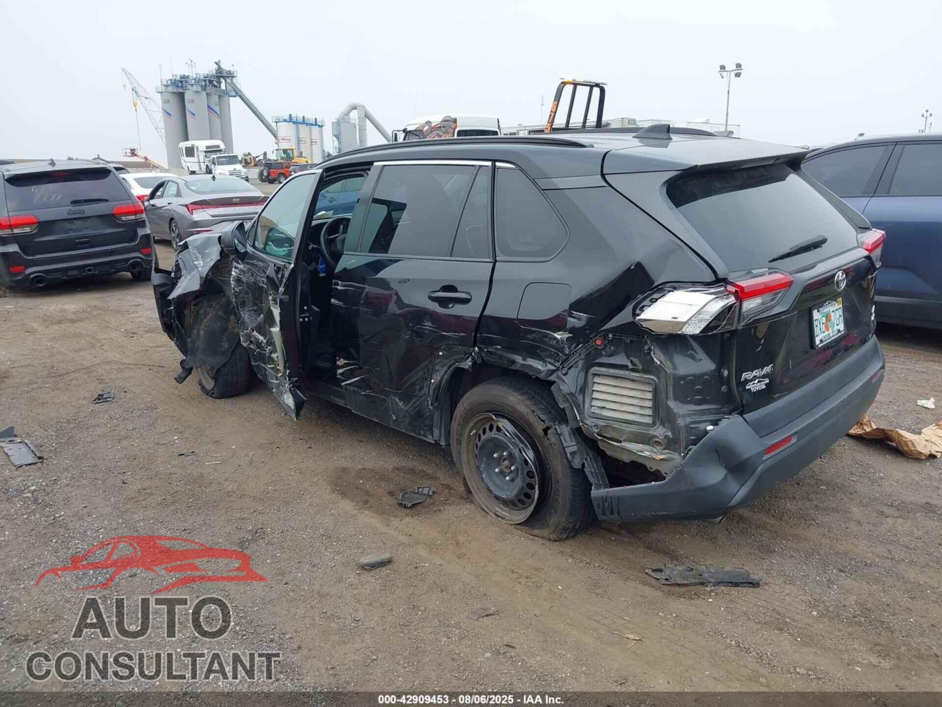 TOYOTA RAV4 2021 - 2T3F1RFV9MW201217