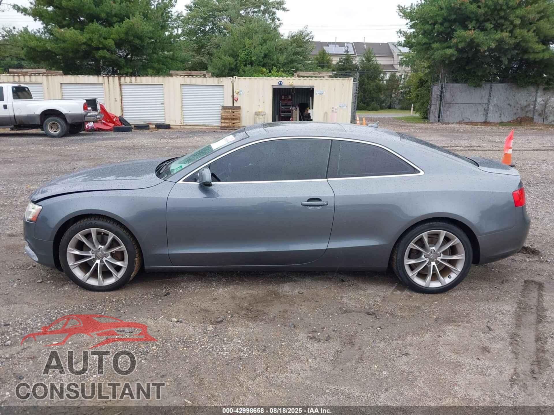 AUDI A5 2013 - WAULFAFR3DA027794