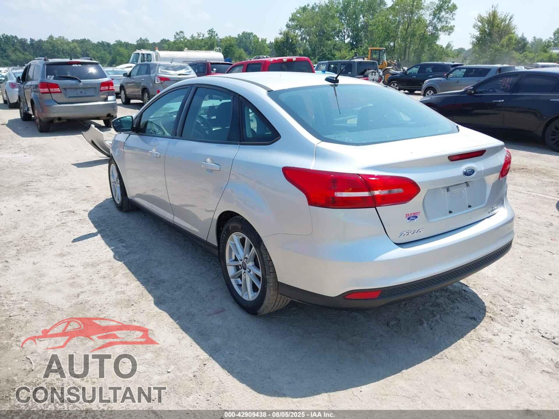 FORD FOCUS 2016 - 1FADP3F22GL202103