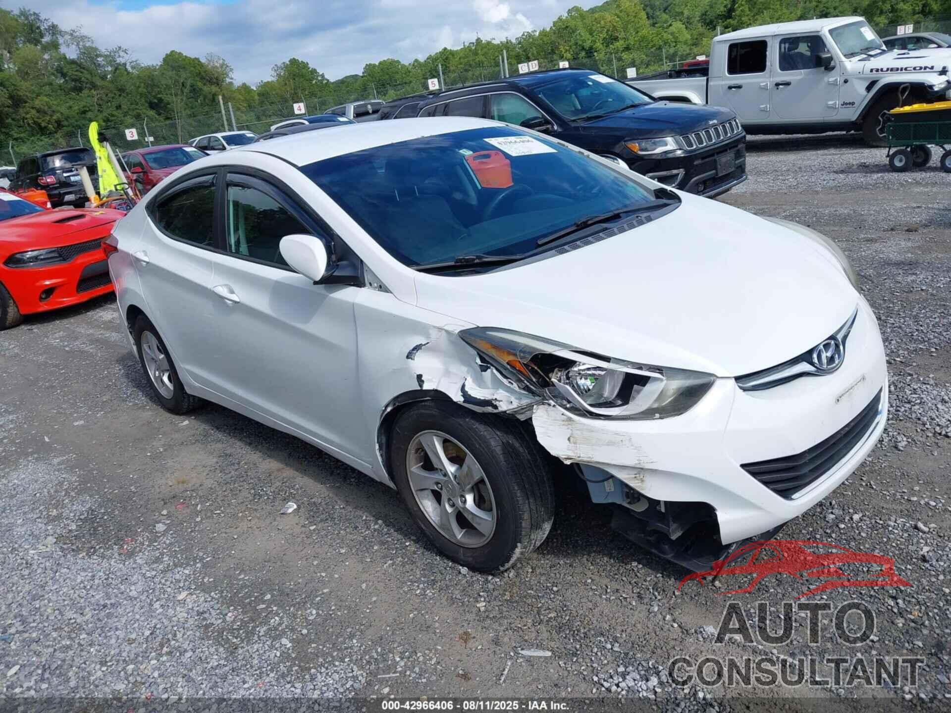 HYUNDAI ELANTRA 2015 - 5NPDH4AE8FH567886