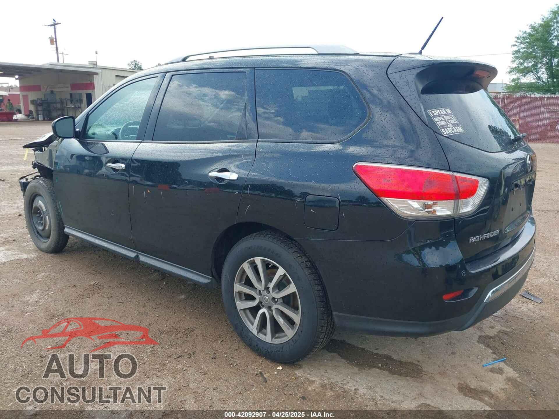 NISSAN PATHFINDER 2015 - 5N1AR2MM7FC656931