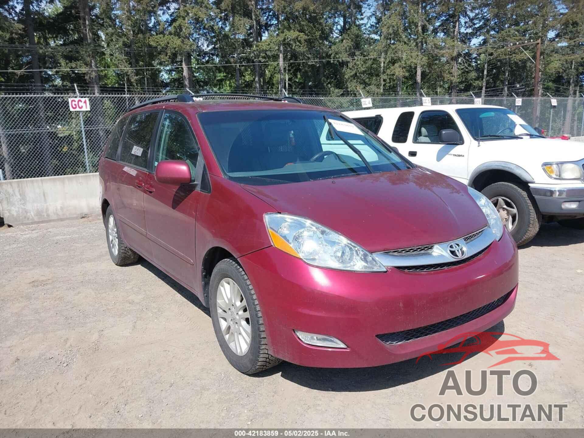 TOYOTA SIENNA 2010 - 5TDYK4CC6AS315992