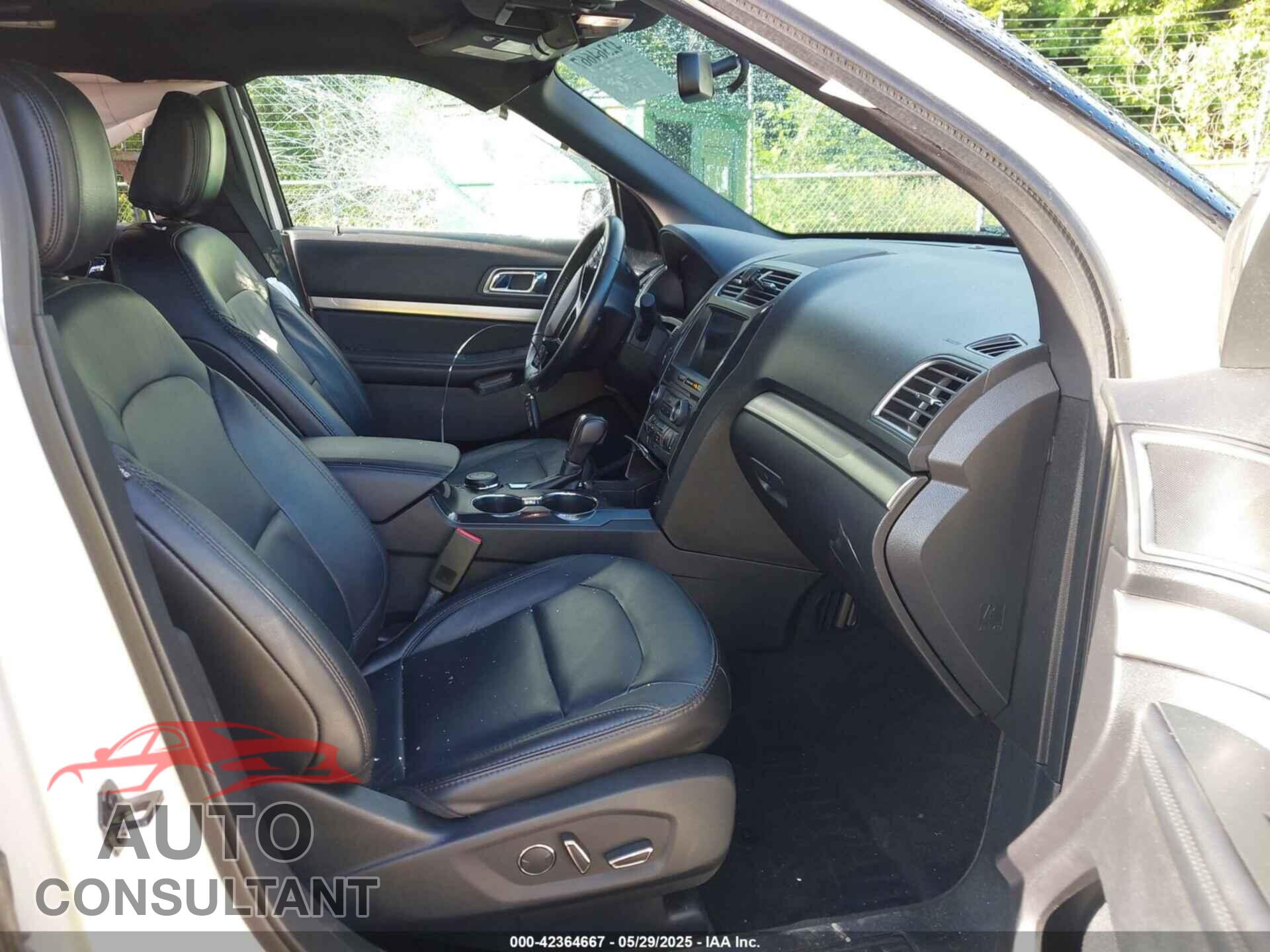 FORD EXPLORER 2018 - 1FM5K8D82JGA91369
