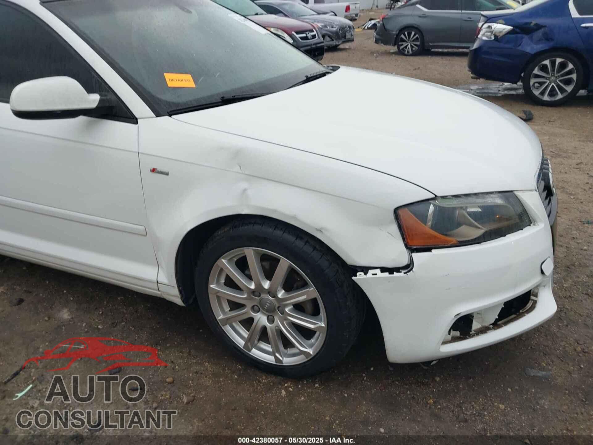 AUDI A3 2012 - WAUKJAFM6CA109175