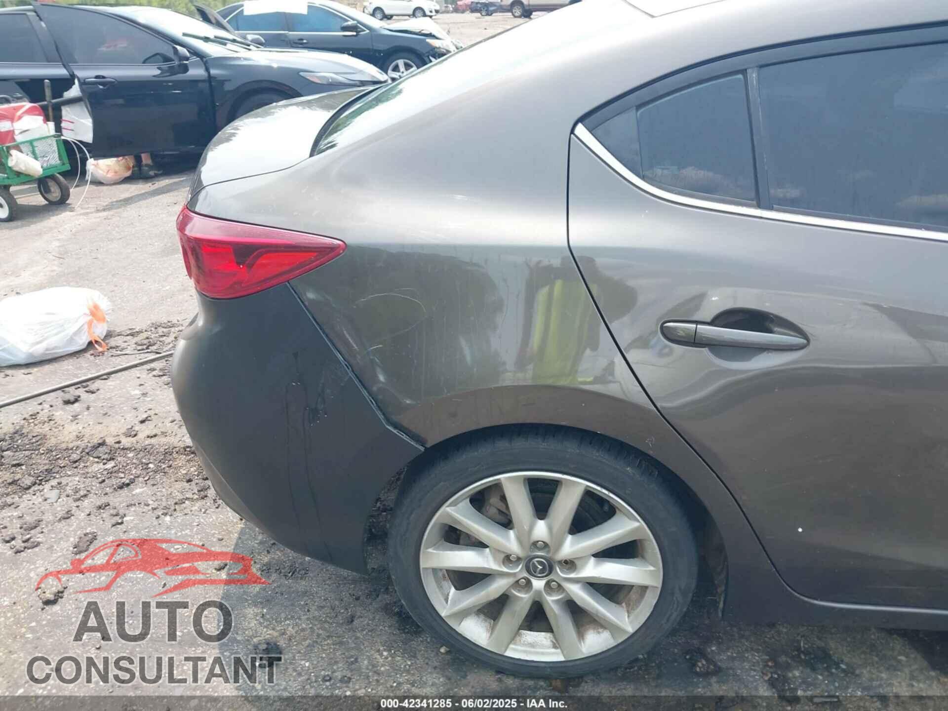 MAZDA MAZDA3 2017 - 3MZBN1V74HM152018