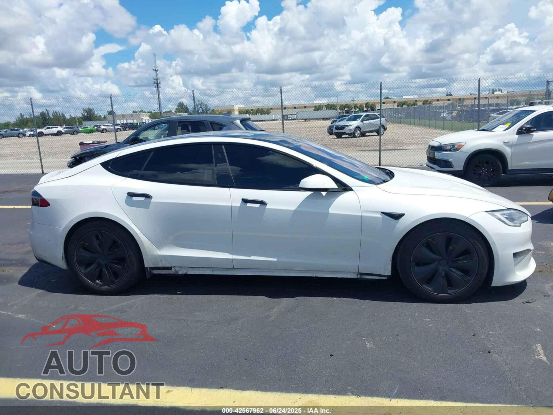TESLA MODEL S 2021 - 5YJSA1E56MF439159