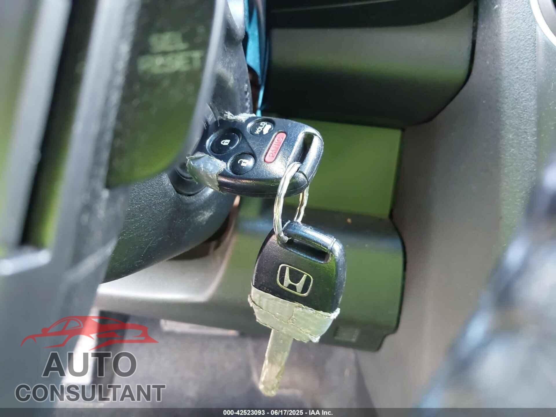 HONDA PILOT 2012 - 5FNYF4H93CB038565
