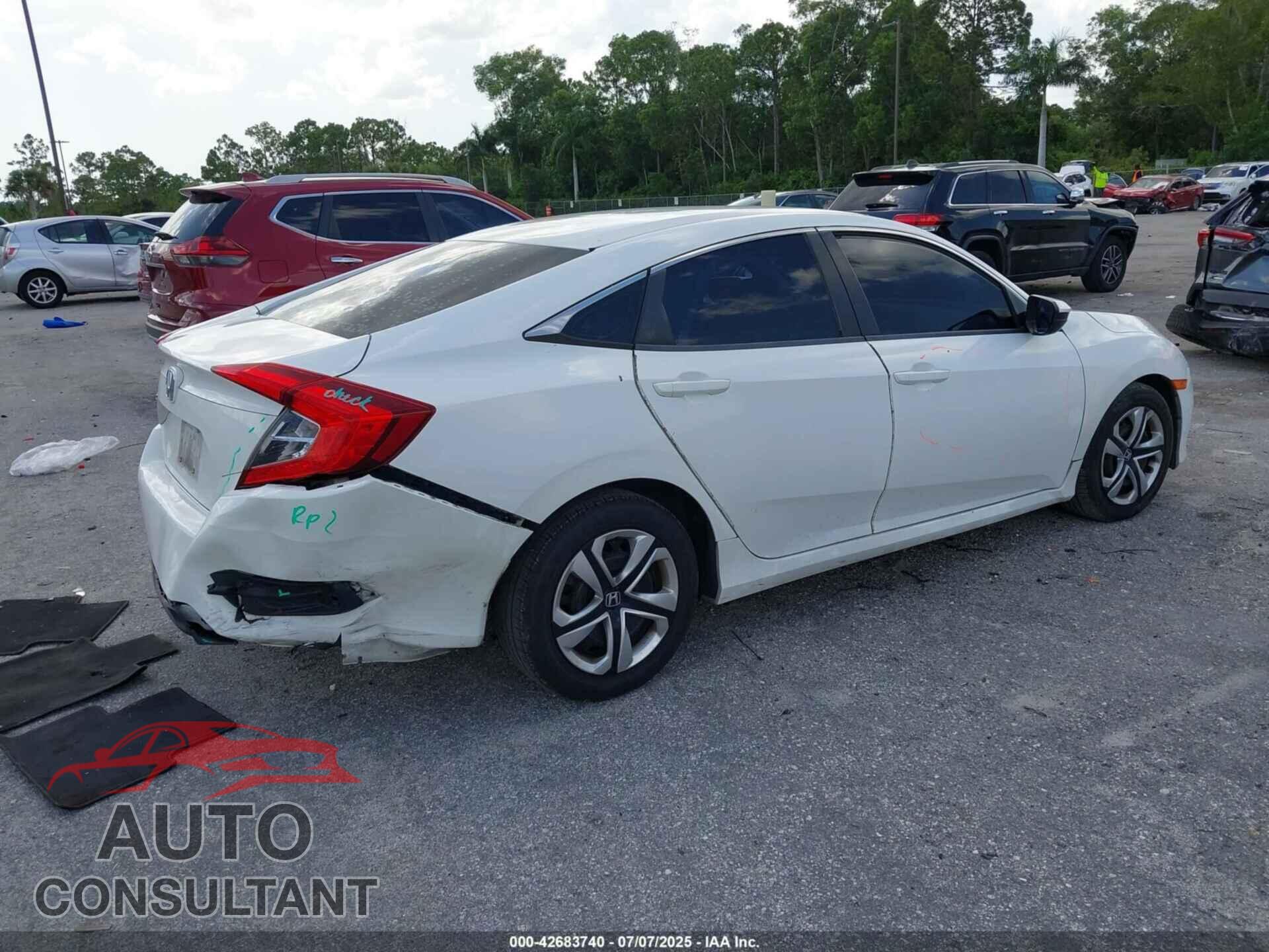 HONDA CIVIC 2018 - 2HGFC2F56JH564993