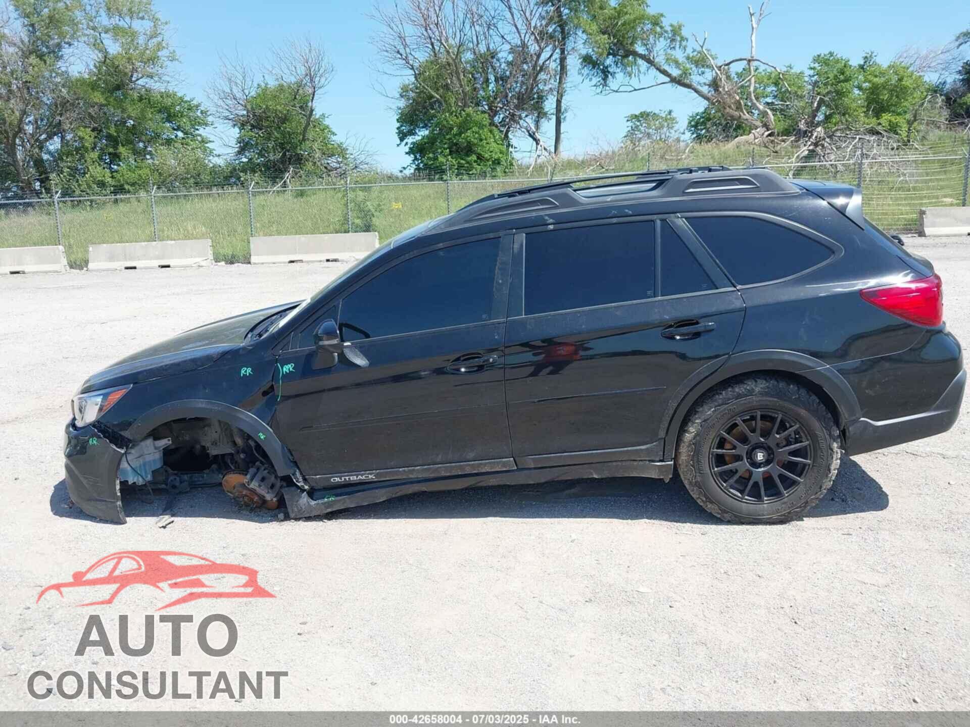SUBARU OUTBACK 2018 - 4S4BSAHC9J3376201