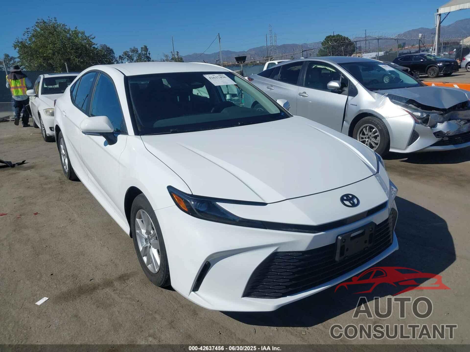 TOYOTA CAMRY 2025 - 4T1DAACK5SU613174