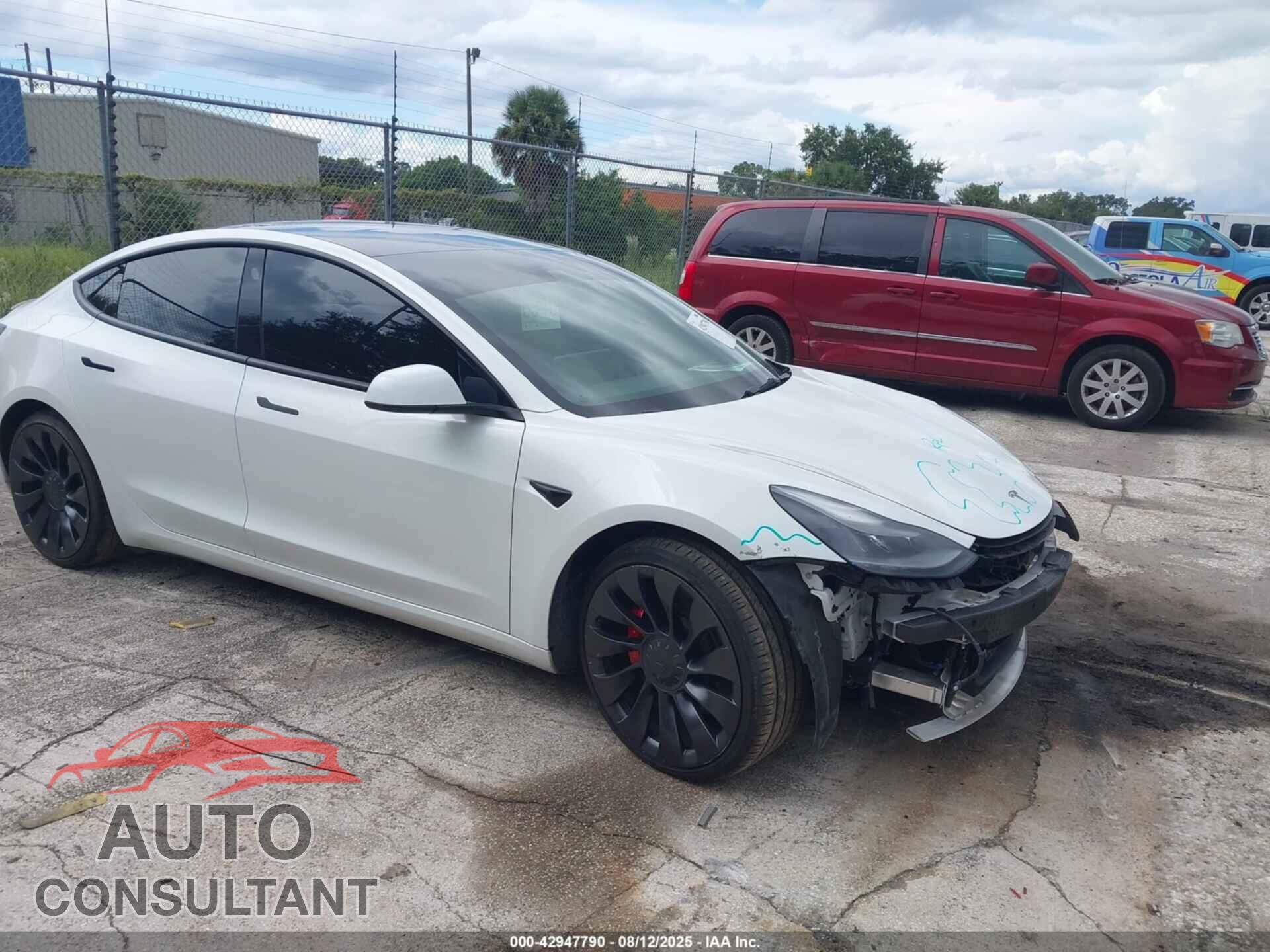 TESLA MODEL 3 2022 - 5YJ3E1EC4NF105673