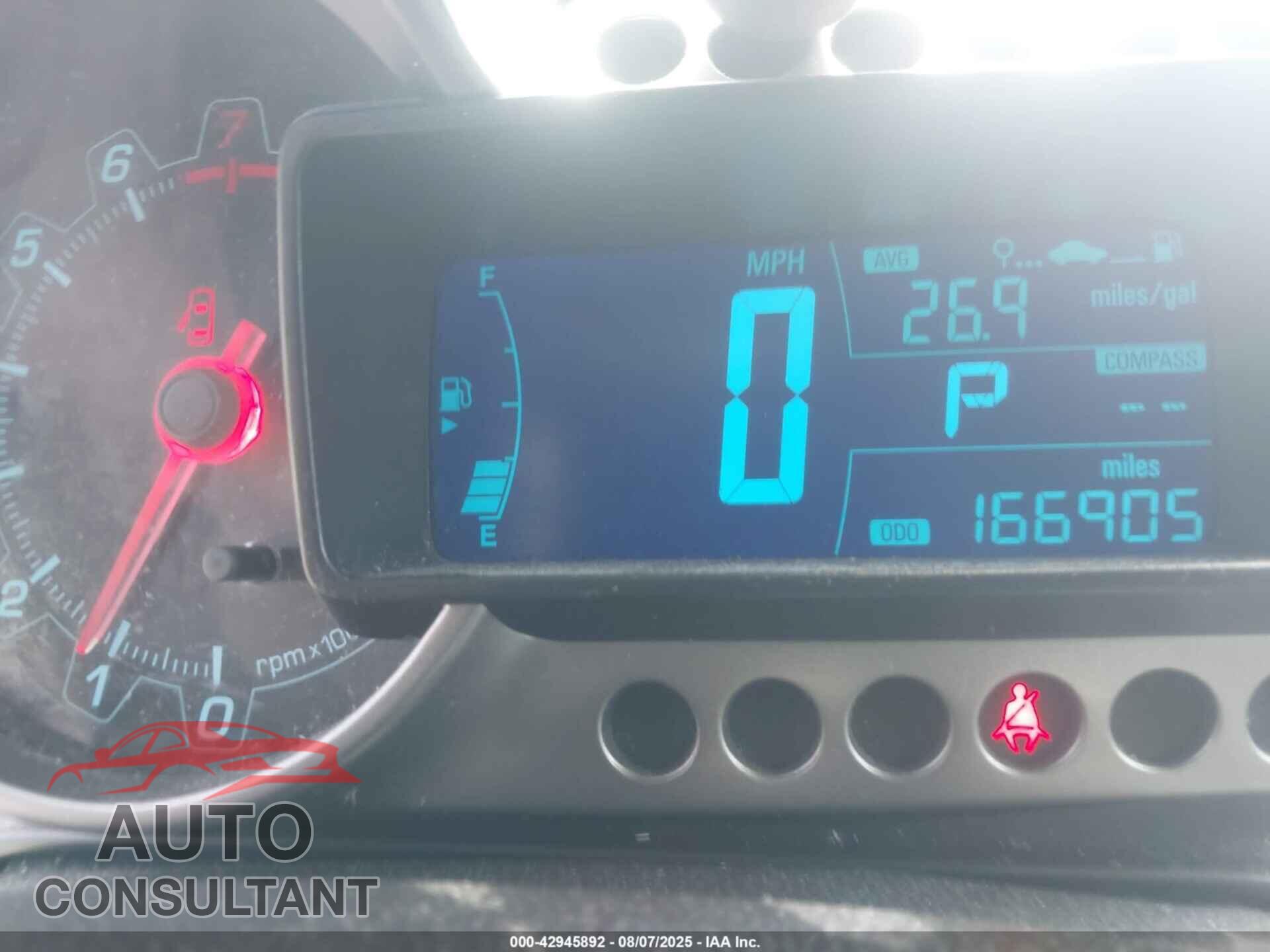 CHEVROLET SONIC 2015 - 1G1JC6SH8F4190402