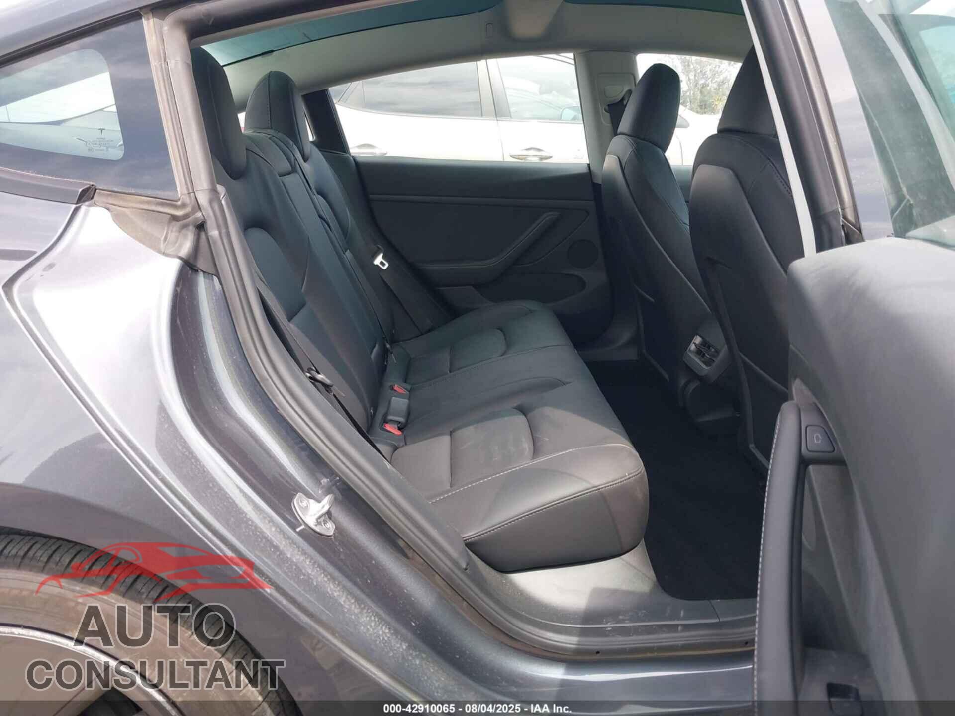 TESLA MODEL 3 2023 - 5YJ3E1EA9PF624736