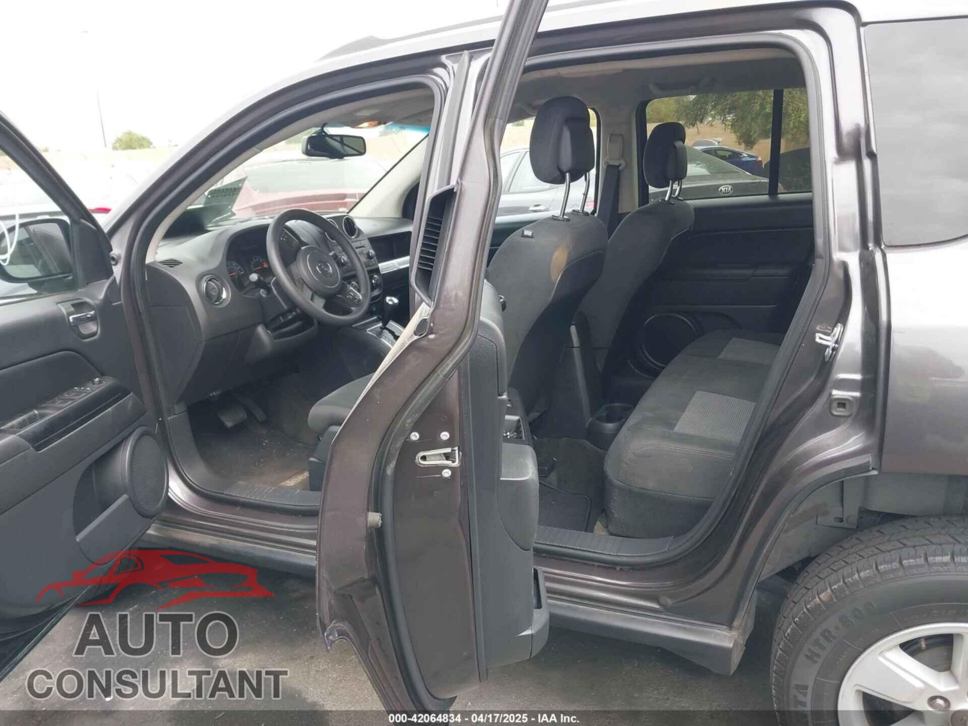 JEEP COMPASS 2017 - 1C4NJCBB6HD134437