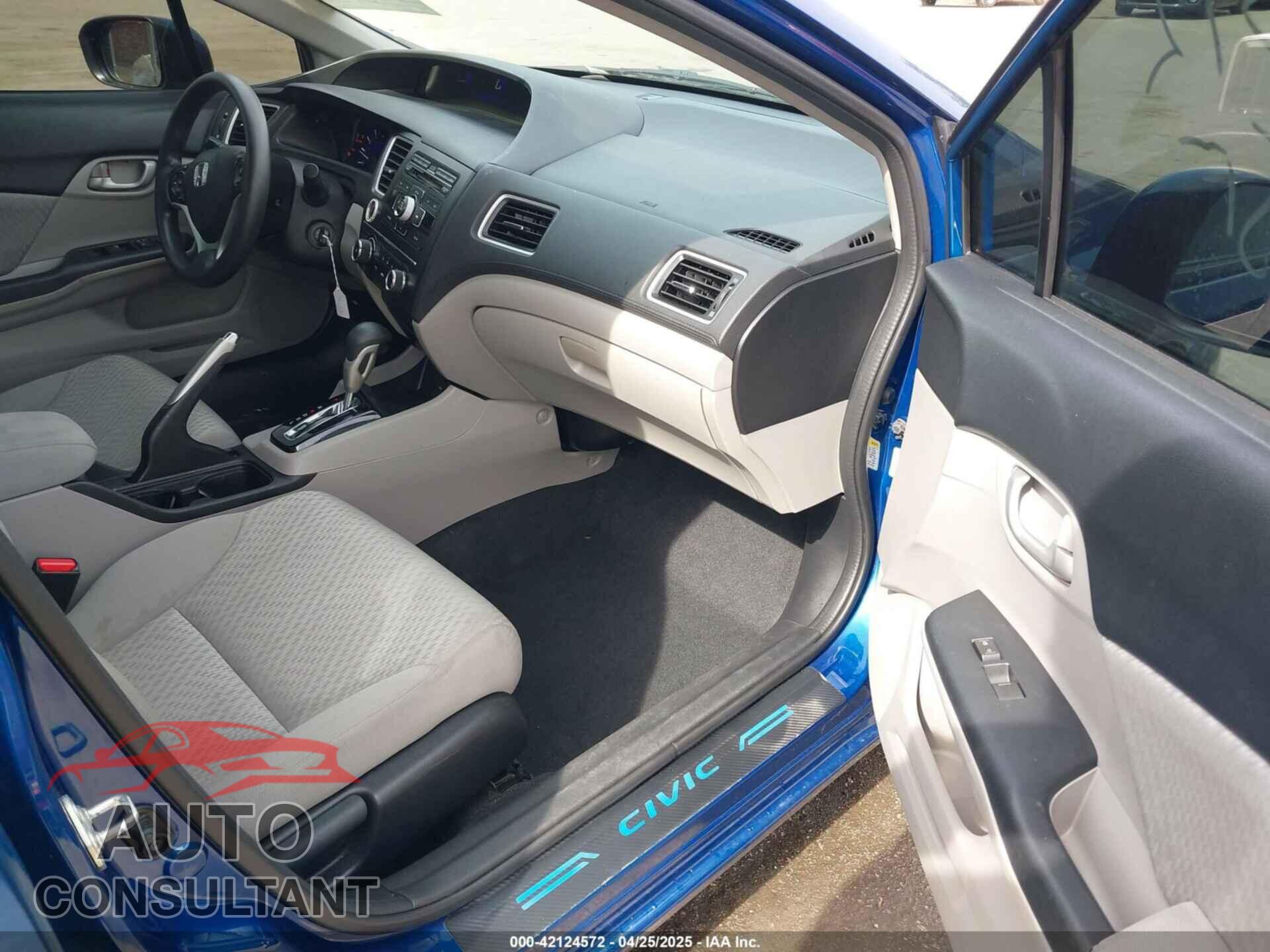 HONDA CIVIC 2015 - 19XFB2F5XFE221186