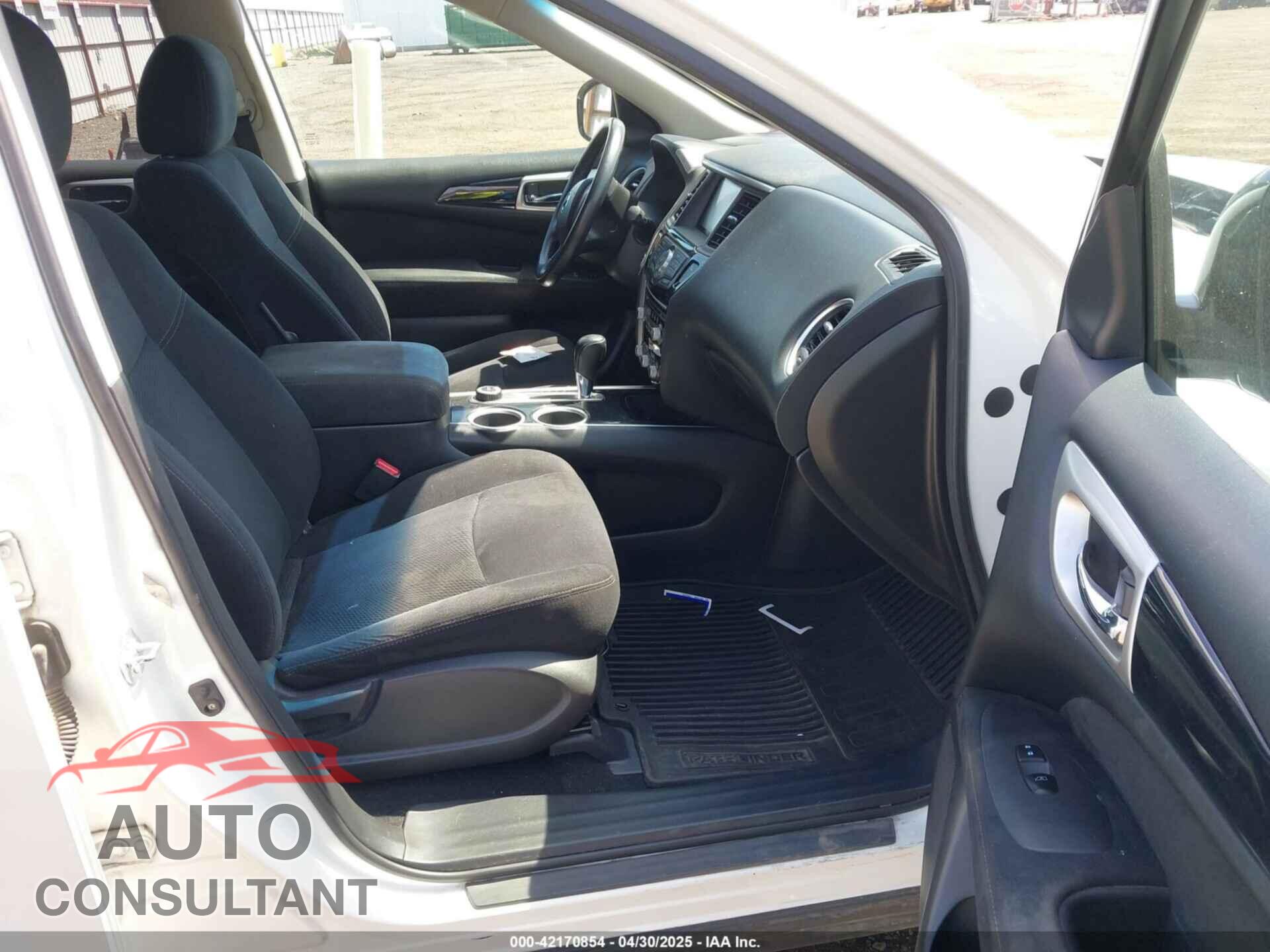 NISSAN PATHFINDER 2013 - 5N1AR2MM9DC630781