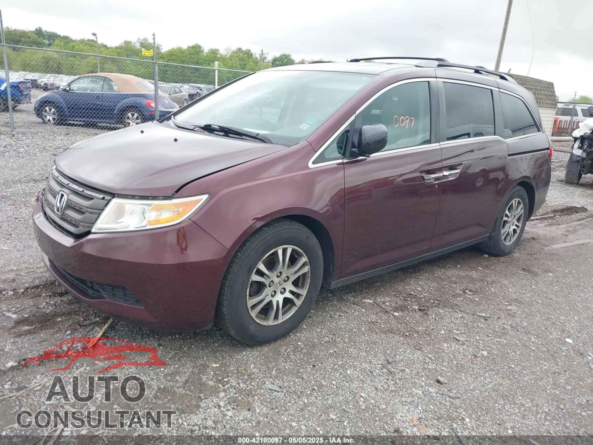 HONDA ODYSSEY 2013 - 5FNRL5H62DB080784