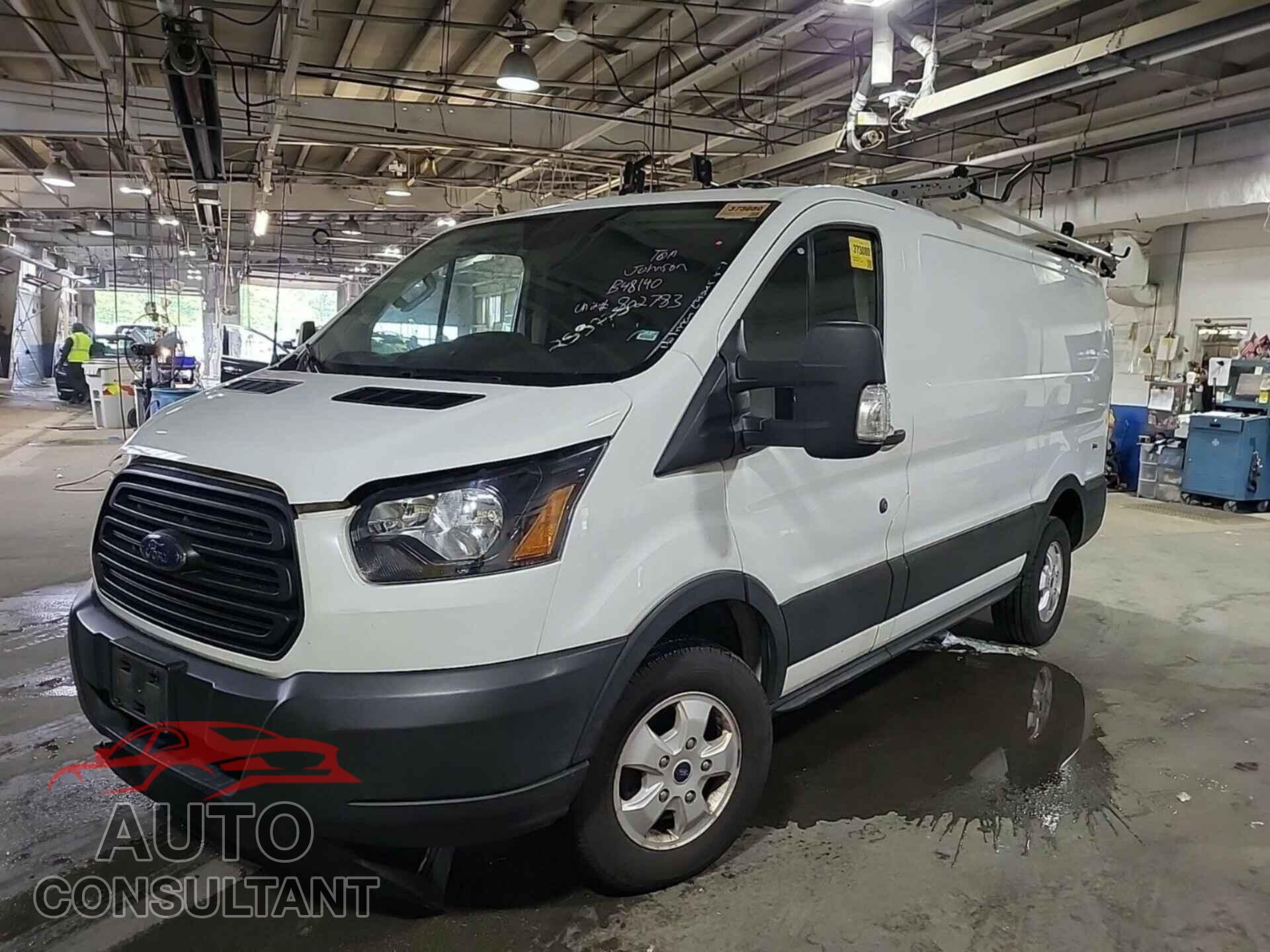 FORD TRANSIT 2019 - 1FTYR1YG9KKB48140