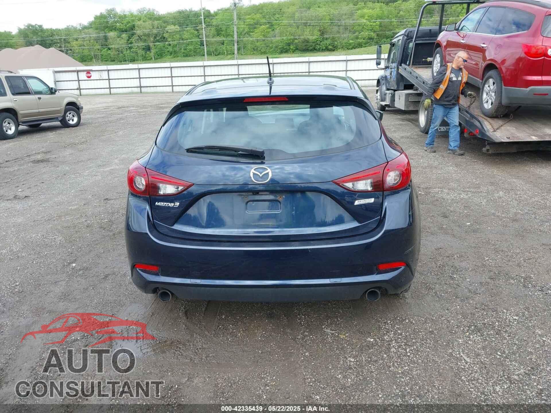 MAZDA MAZDA3 2017 - 3MZBN1K72HM158162