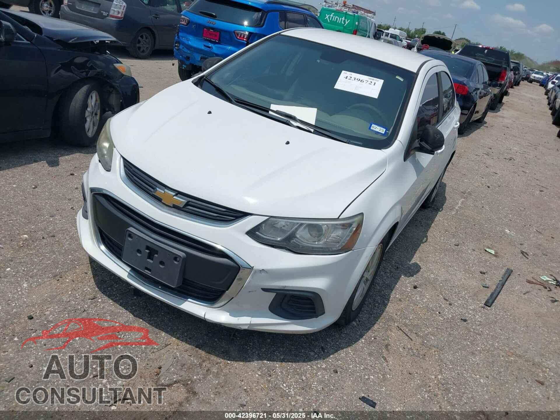 CHEVROLET SONIC 2017 - 1G1JD5SHXH4115677