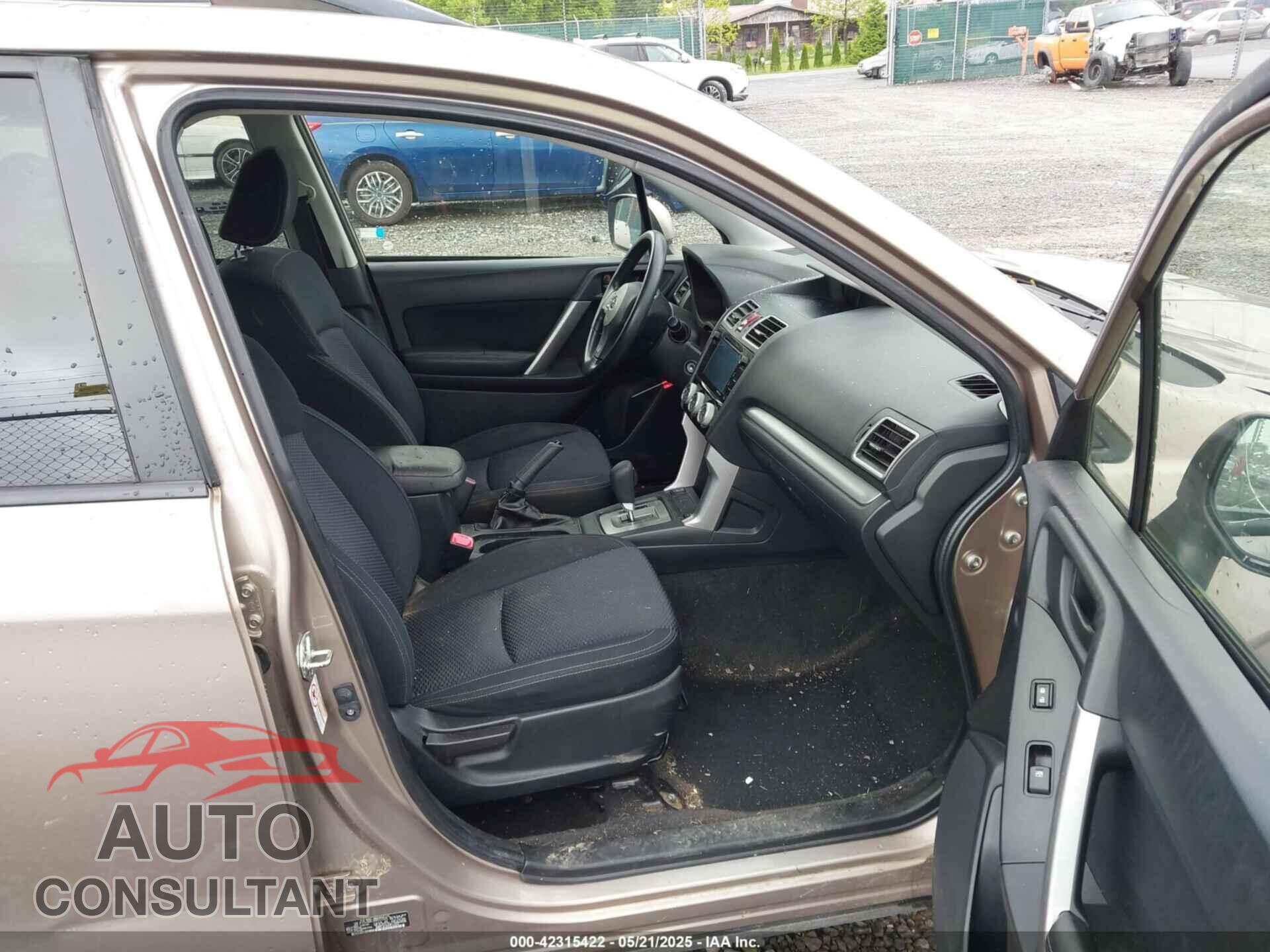 SUBARU FORESTER 2016 - JF2SJADC3GH551925