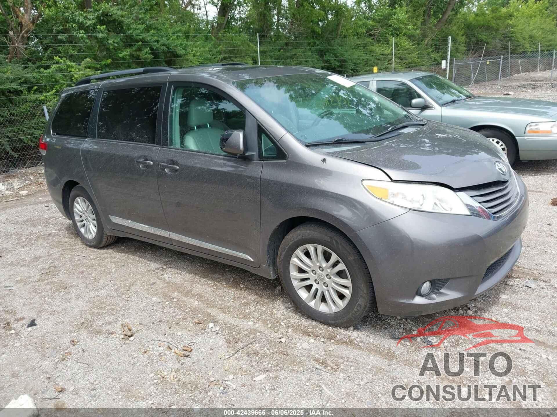 TOYOTA SIENNA 2012 - 5TDYK3DC0CS199104