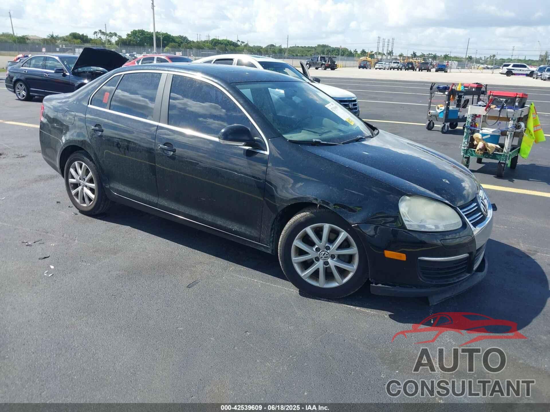 VOLKSWAGEN JETTA 2010 - 3VWRX7AJ4AM054934