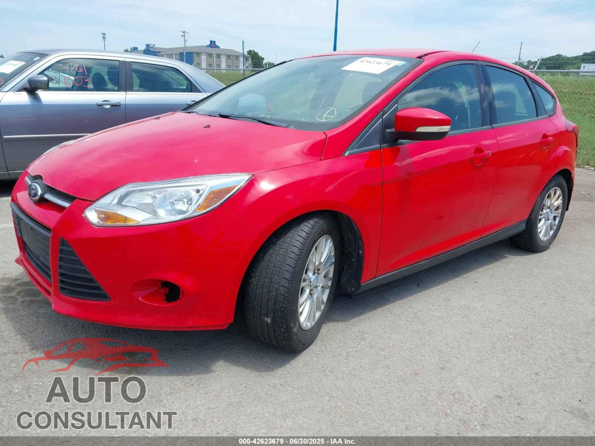 FORD FOCUS 2014 - 1FADP3K29EL321978