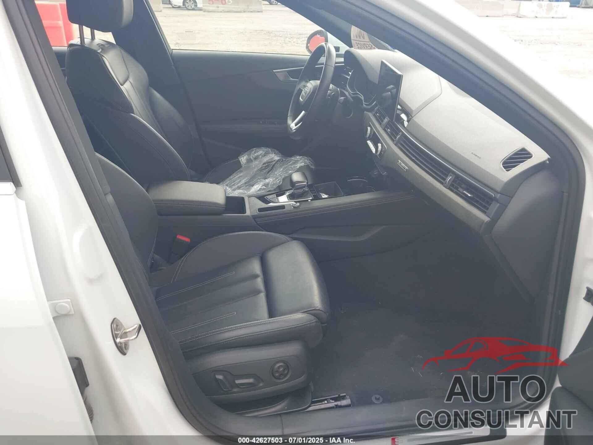 AUDI A4 2023 - WAUEAAF41PN010324