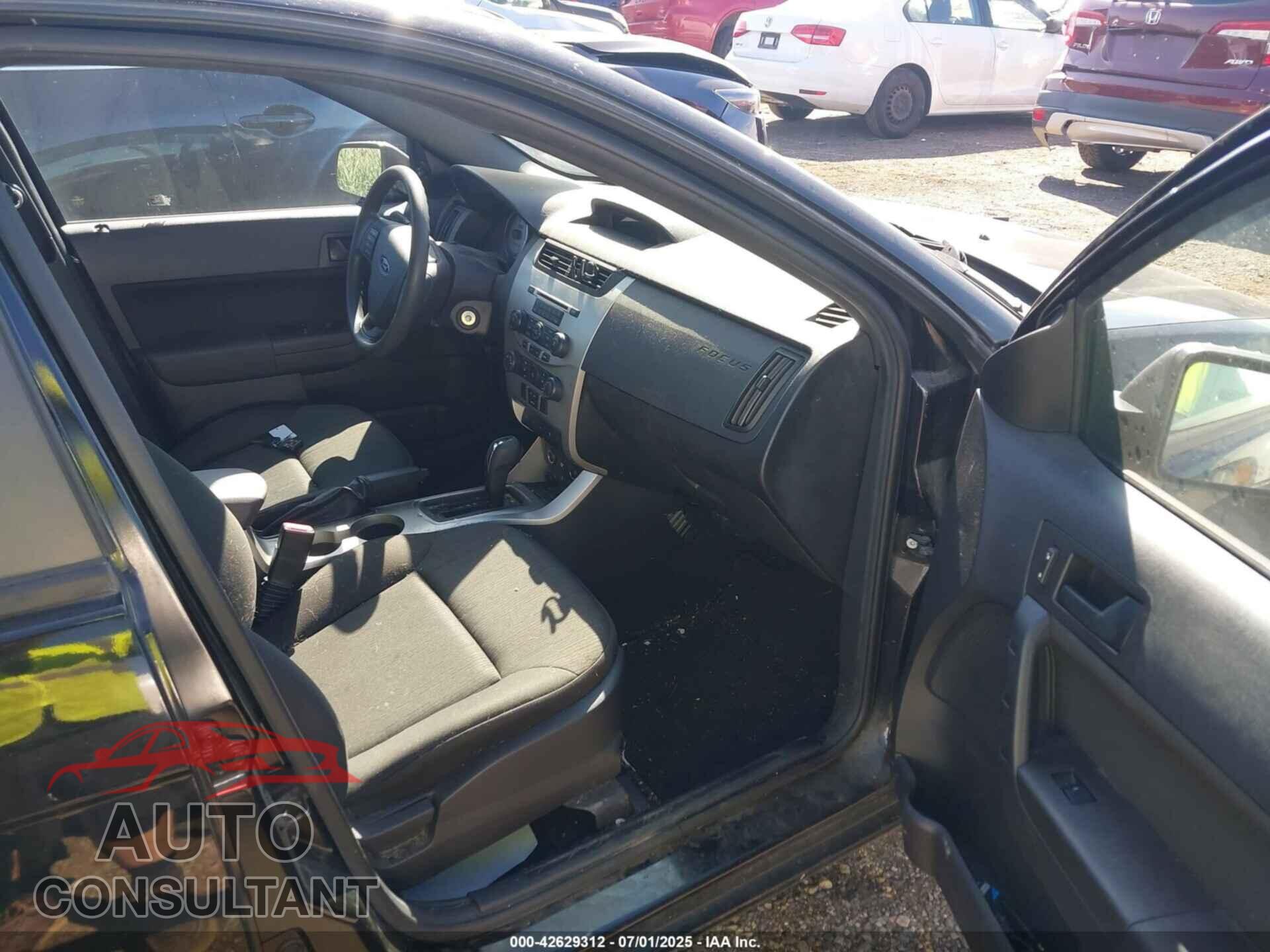 FORD FOCUS 2011 - 1FAHP3FN7BW189075