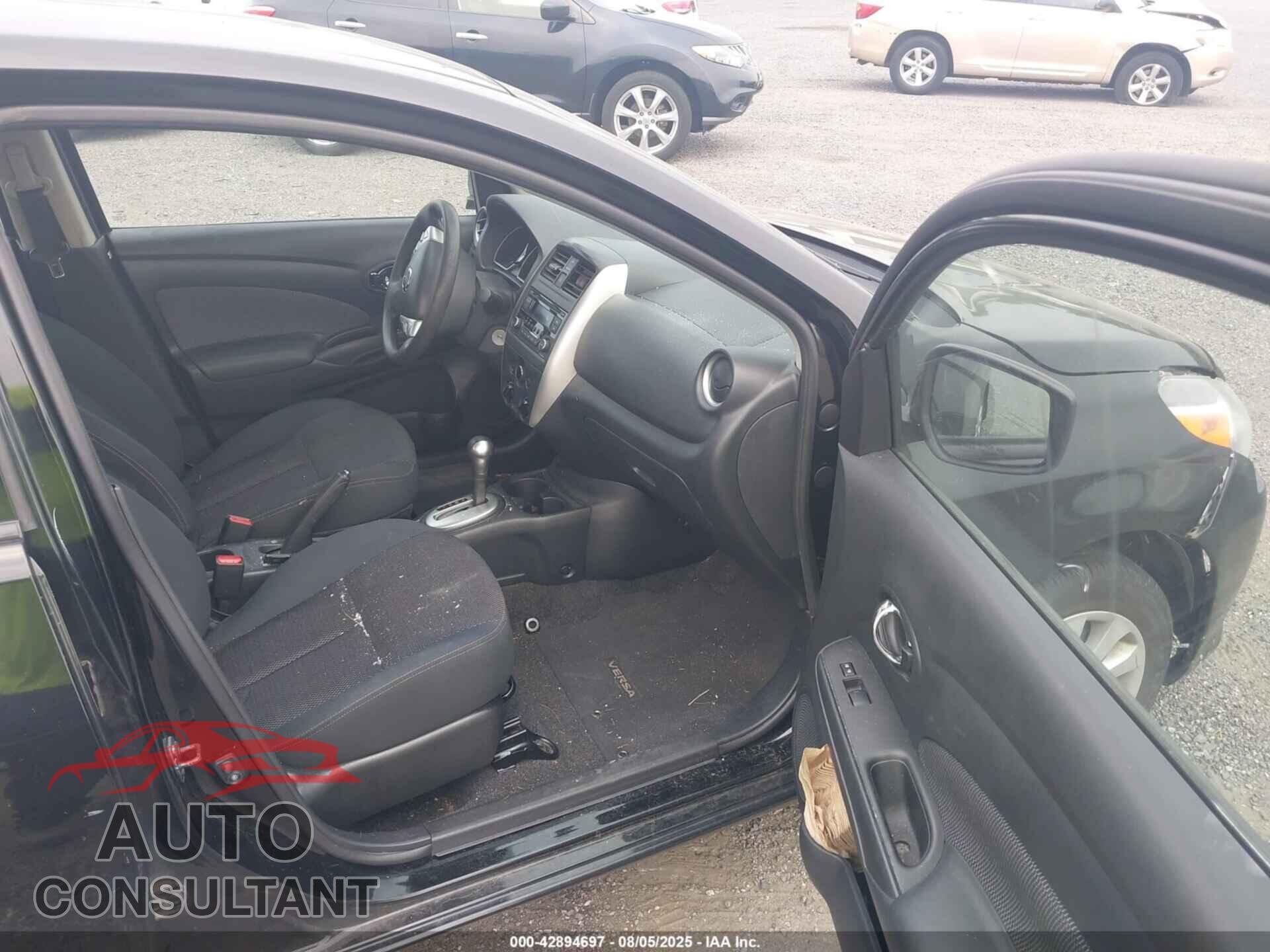 NISSAN VERSA 2015 - 3N1CN7AP4FL950623