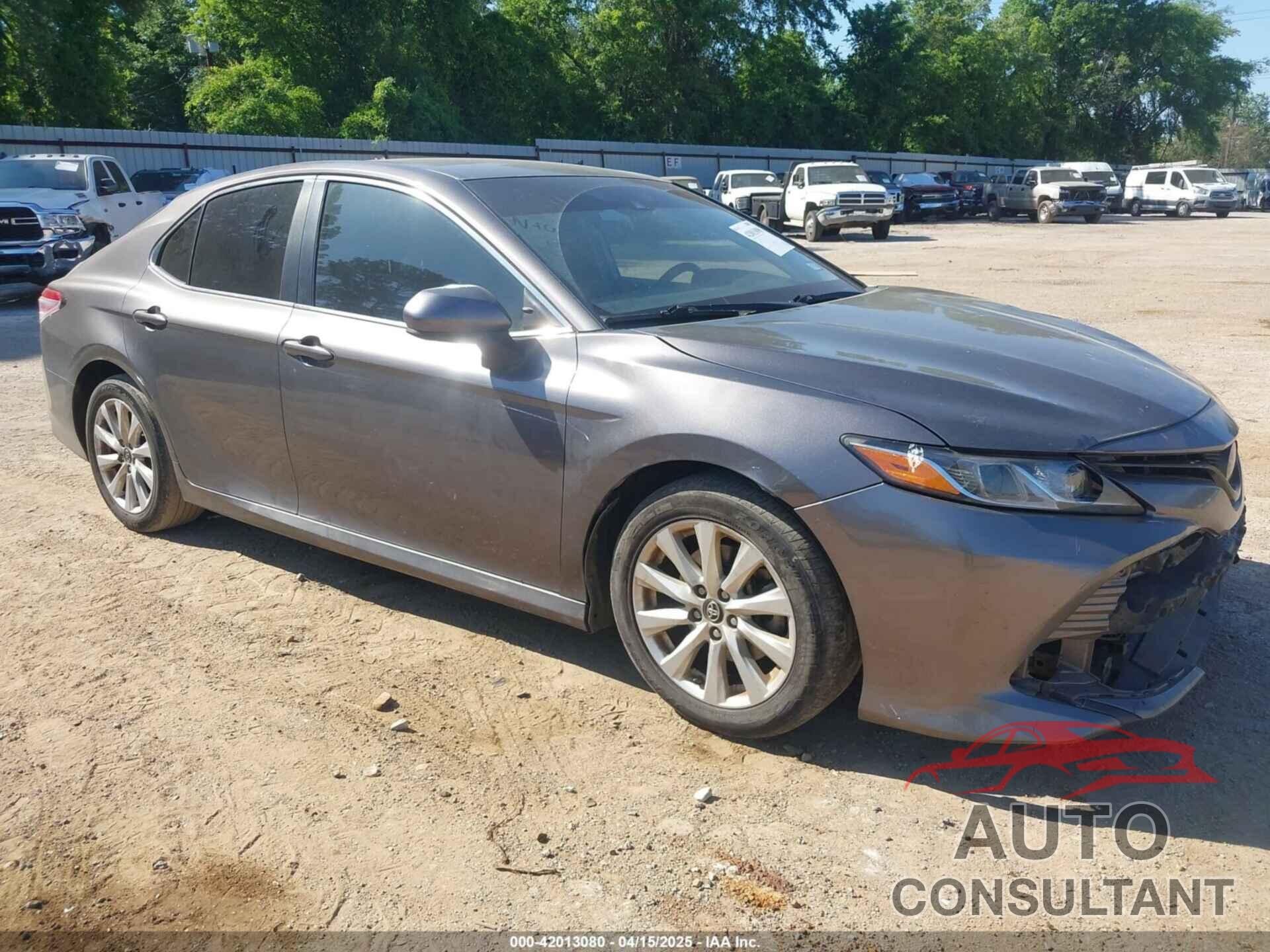 TOYOTA CAMRY 2018 - 4T1B11HKXJU570787