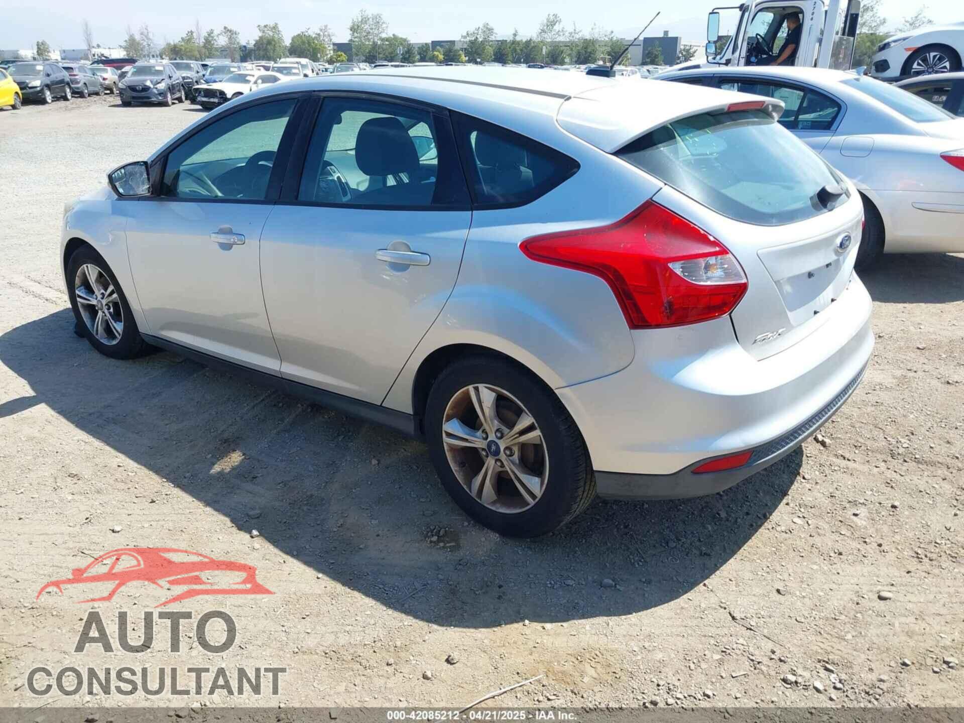 FORD FOCUS 2014 - 1FADP3K25EL400872