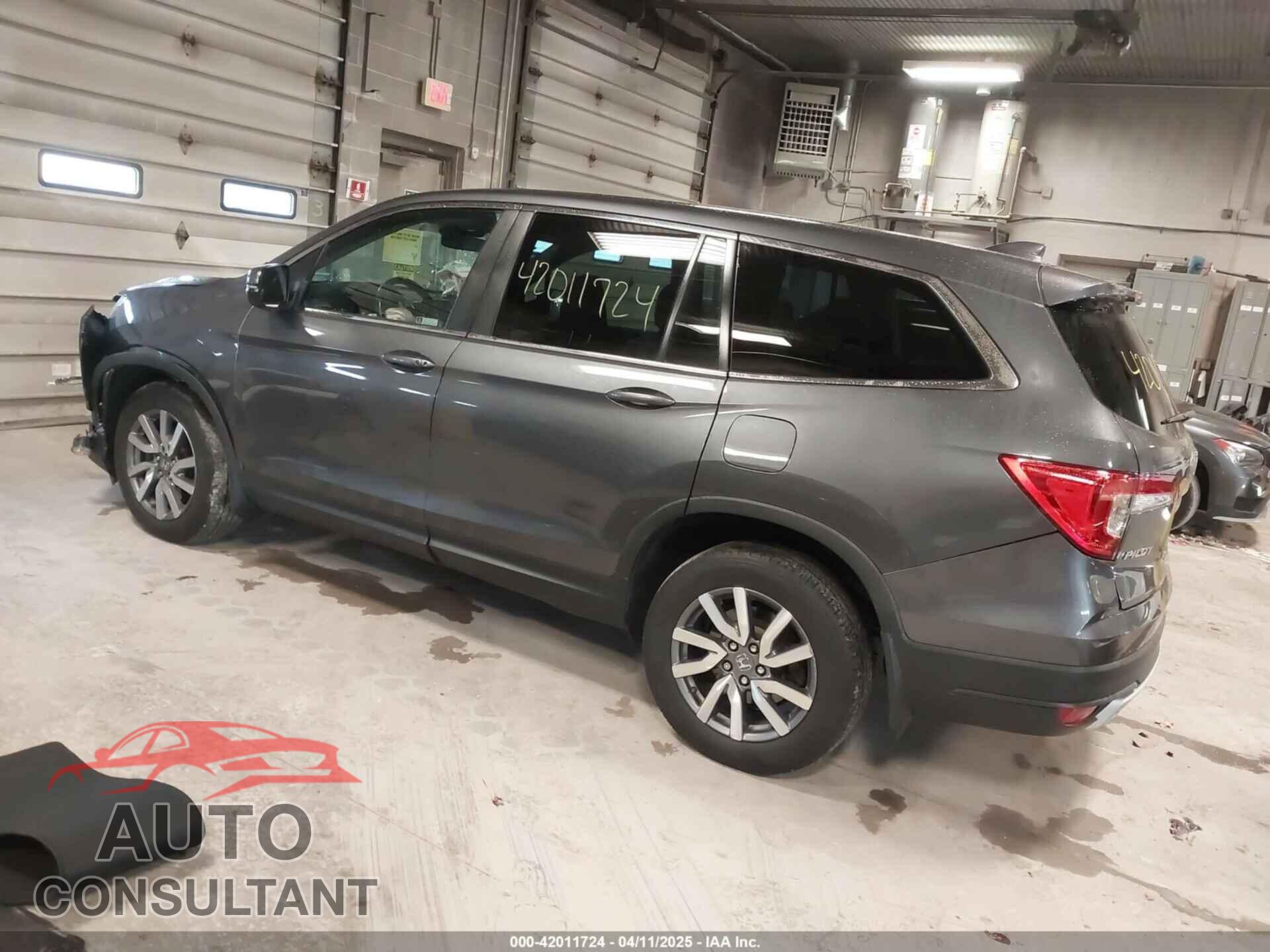 HONDA PILOT 2019 - 5FNYF6H50KB035548